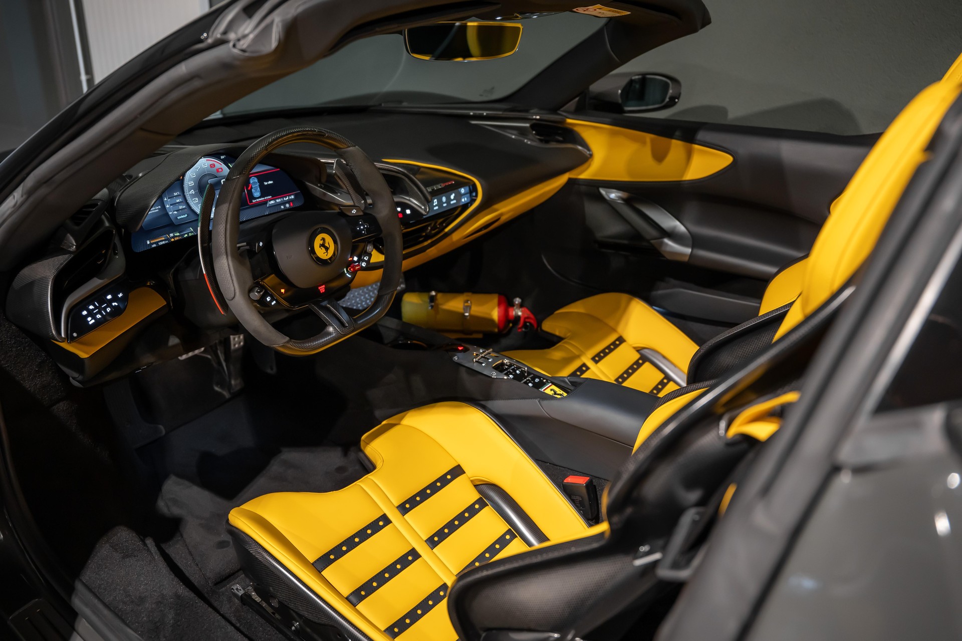 FERRARI SF90 Spider 4.0-image-17