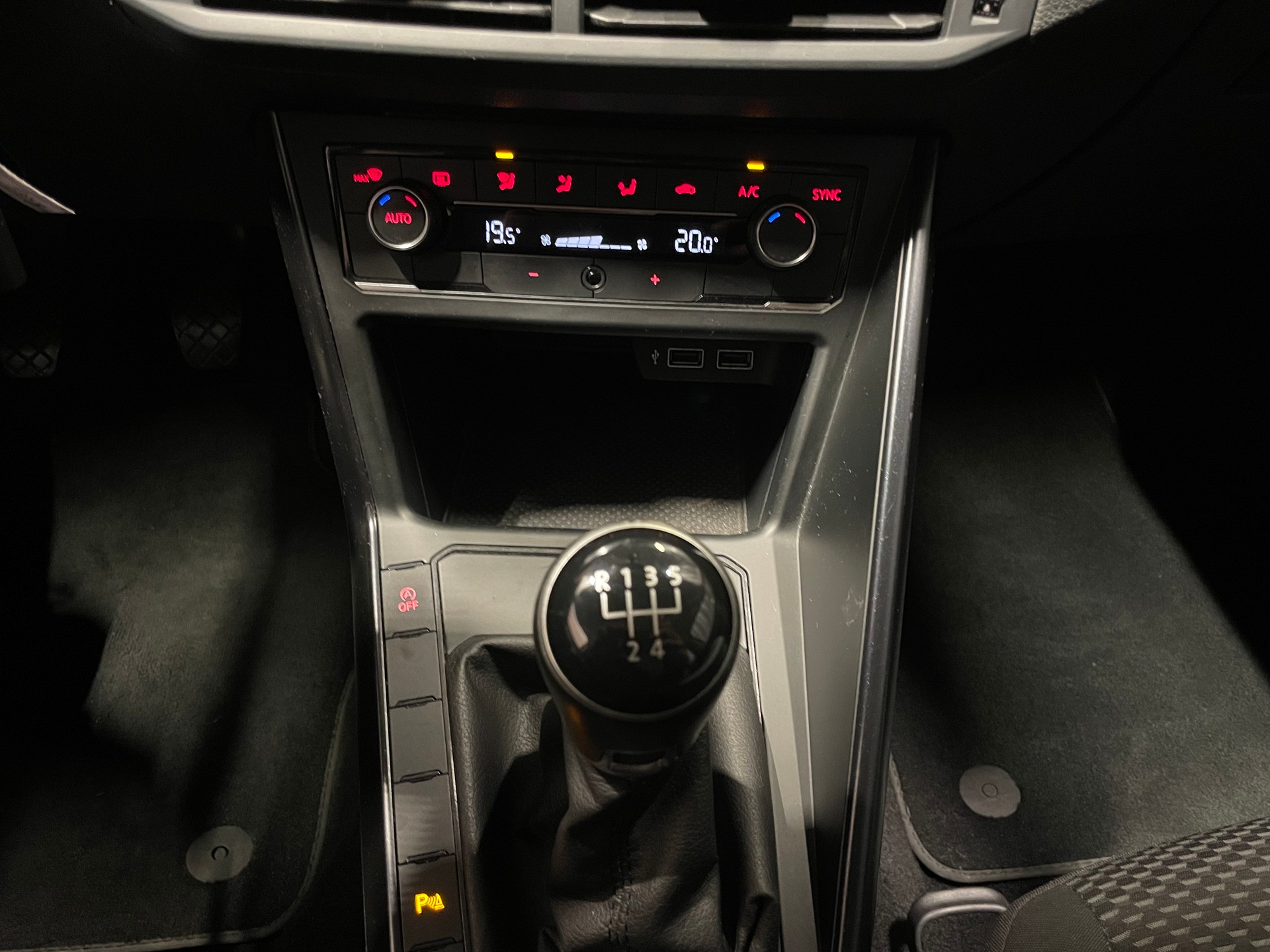 VW Polo 1.0 BMT Trendline (33)-image-15