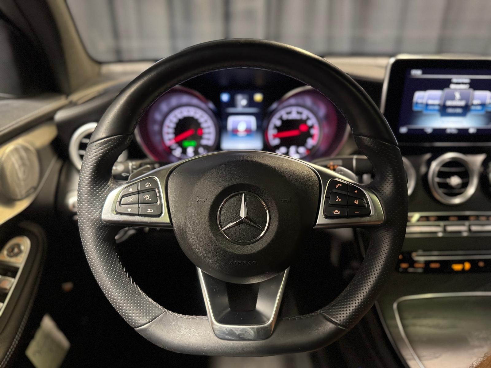 MERCEDES-BENZ GLC 43 AMG 4Matic 9G-Tronic-image-15