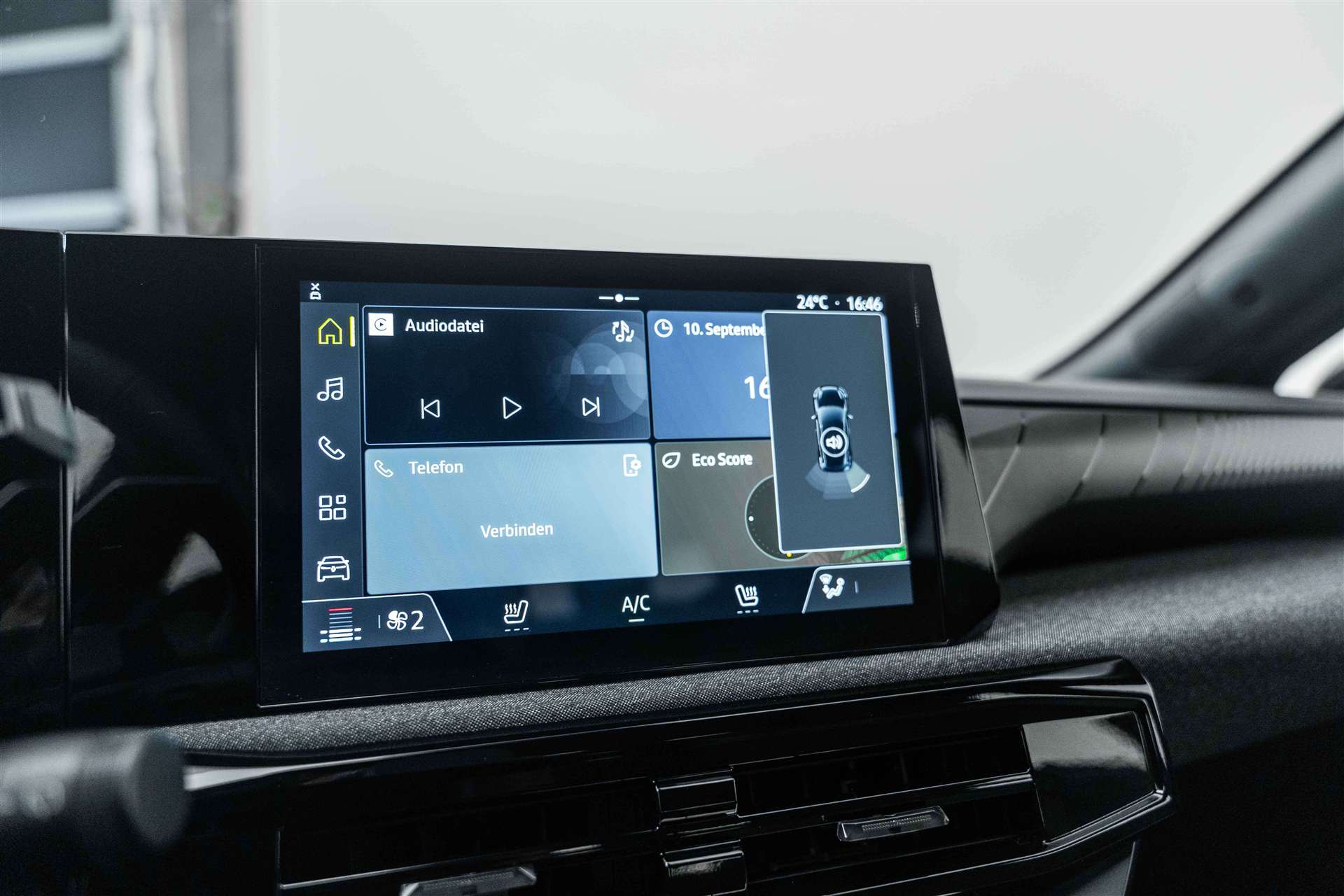 RENAULT Clio 1.2 TCe Evolution NEUES MODELL EDC-Automat-image-16