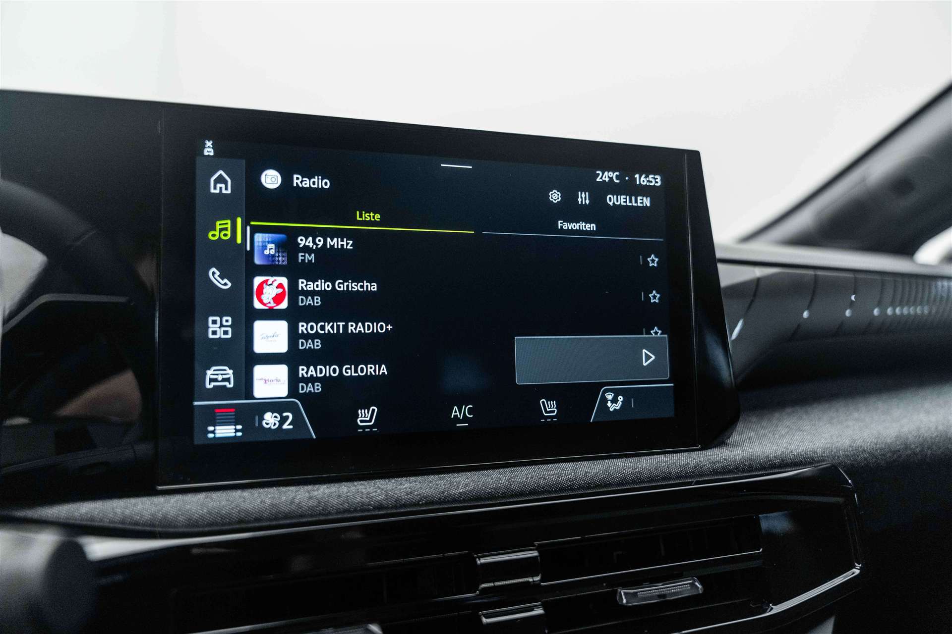 RENAULT Clio 1.2 TCe Evolution NEUES MODELL EDC-Automat-image-19
