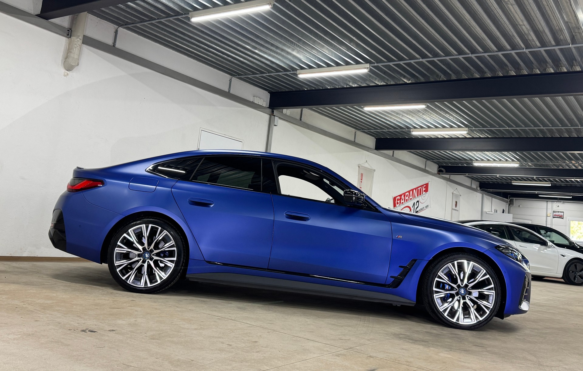 BMW i4 M50 Allrad M-Sport 544PS / CH-Fahrzeug-showroom-element-3