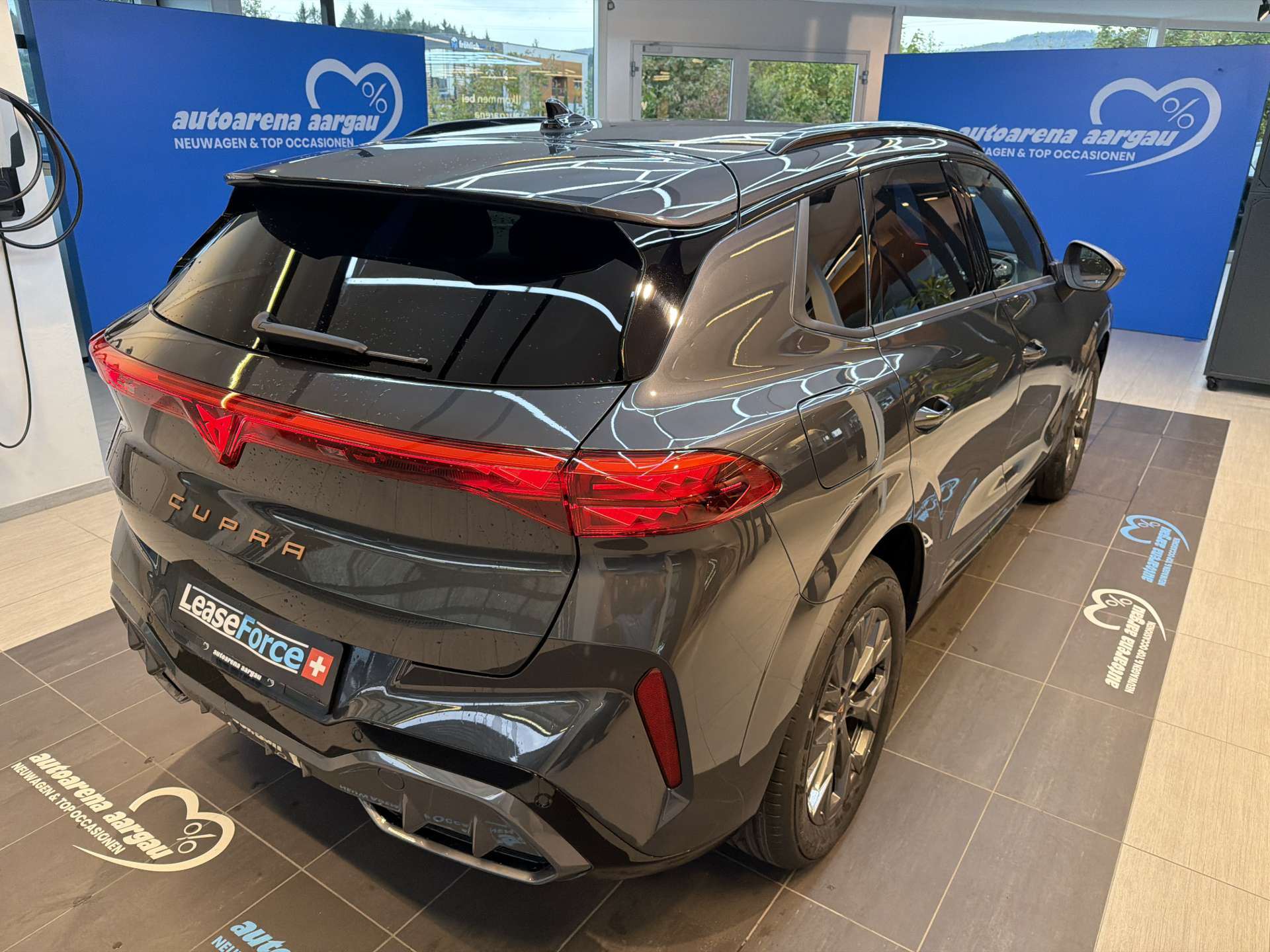 CUPRA Terramar 1.5 eTSi DSG-Automat-showroom-element-2