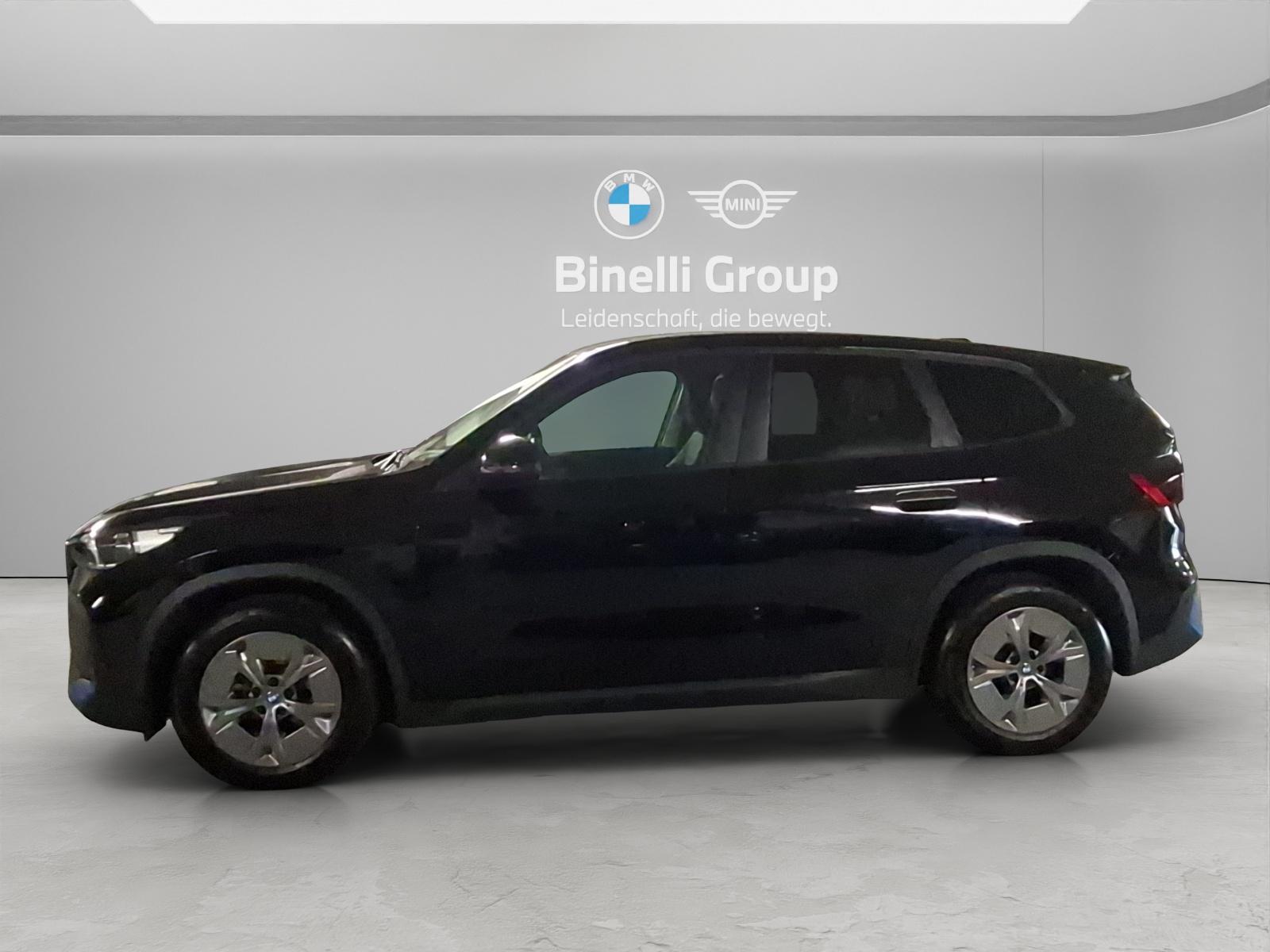BMW iX1 U11 30 xDrive-showroom-element-3