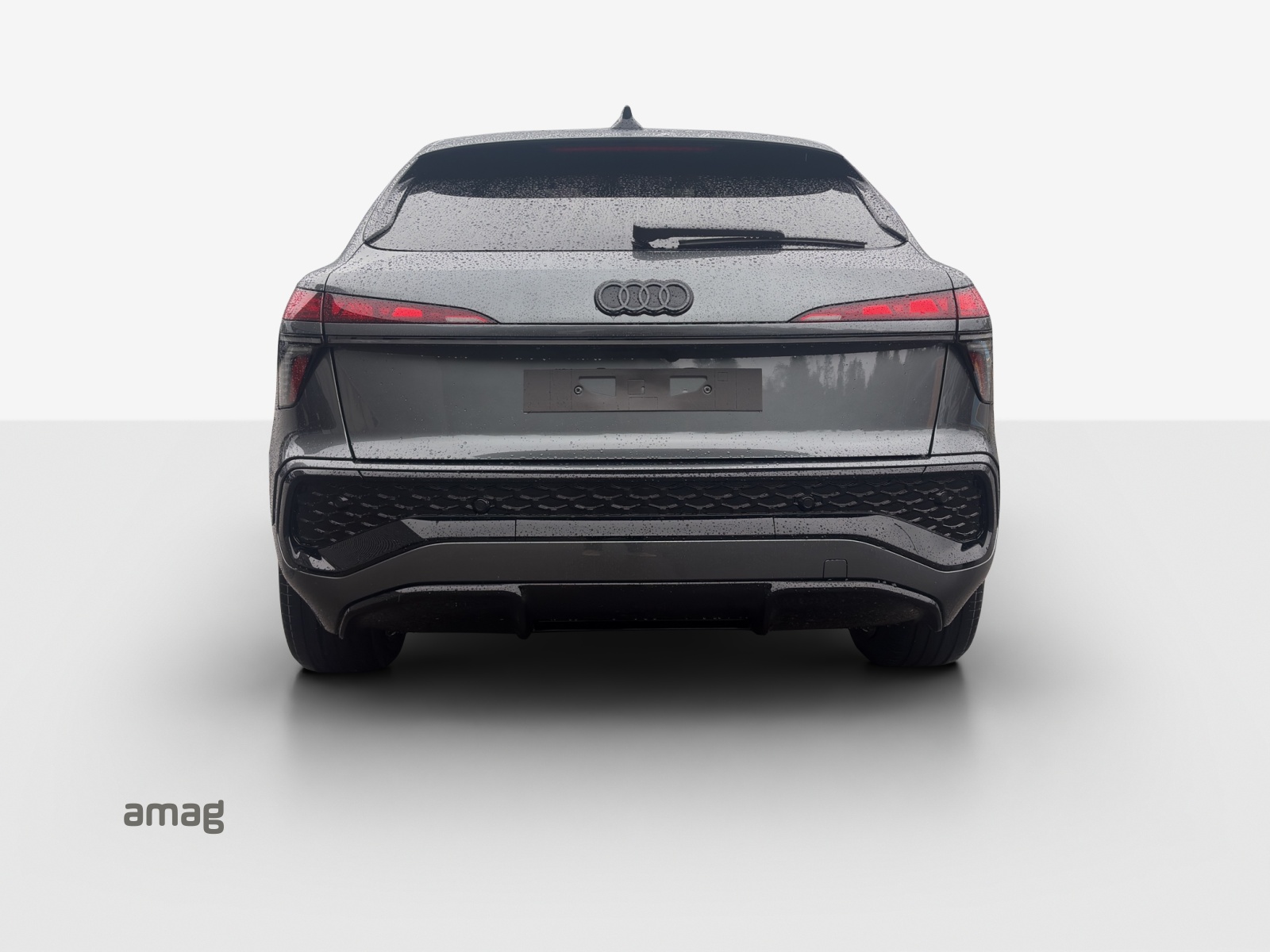 AUDI Q3 Sportback e-hybrid 200 kW S tronig-showroom-element-3