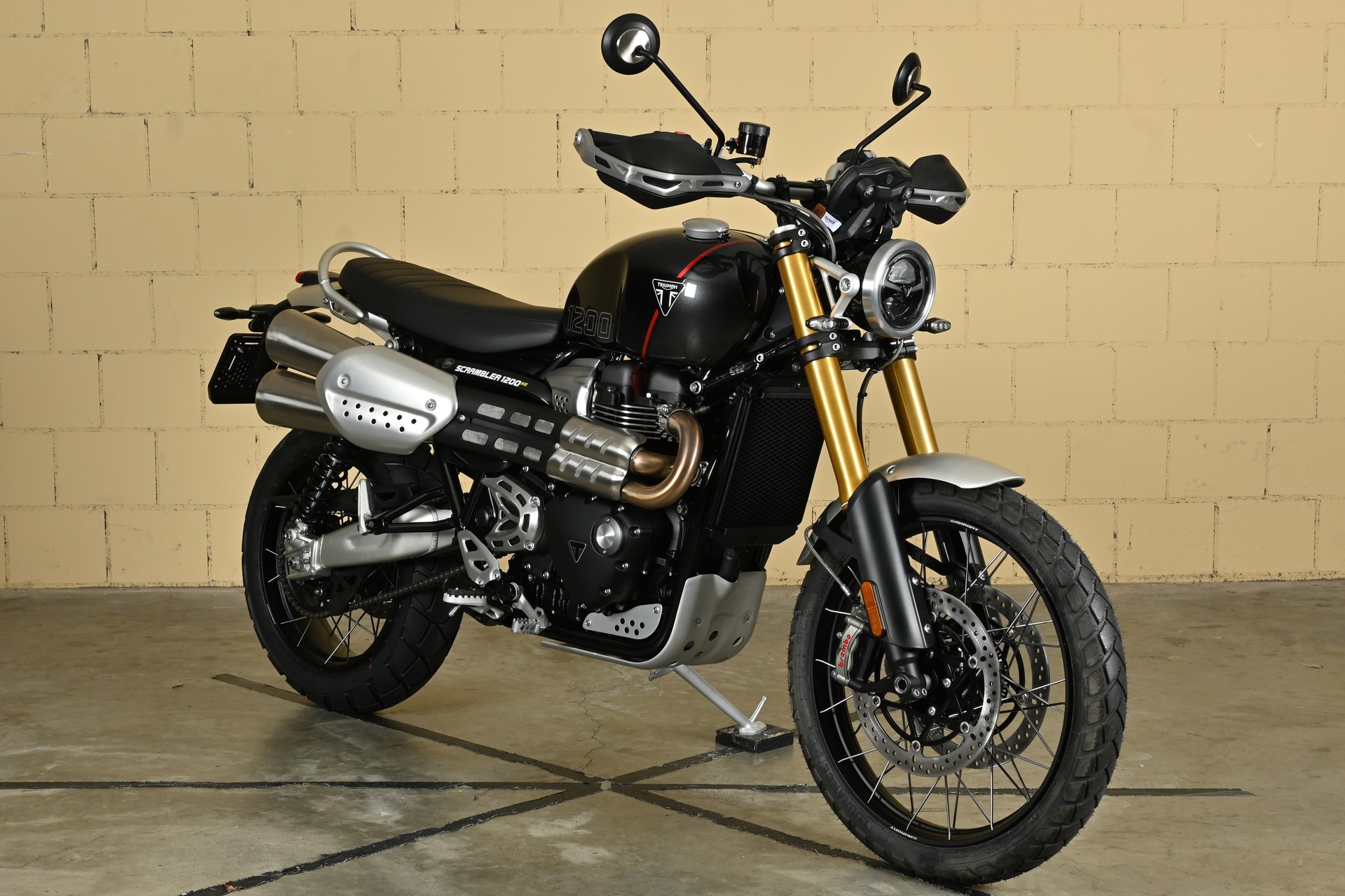 TRIUMPH Scrambler 1200 XE-image-8