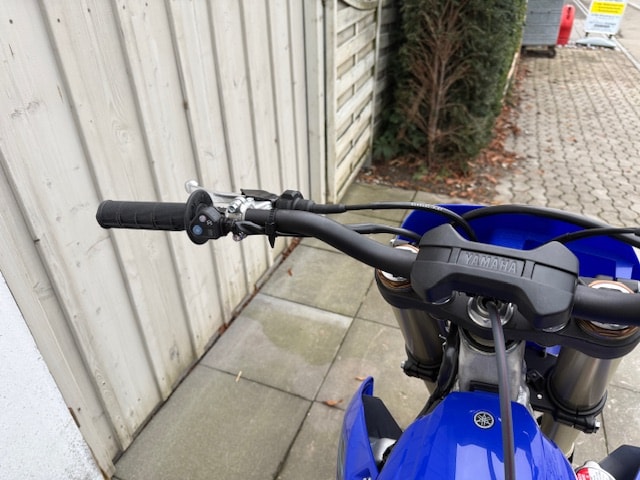 YAMAHA YZF250 2024-image-12