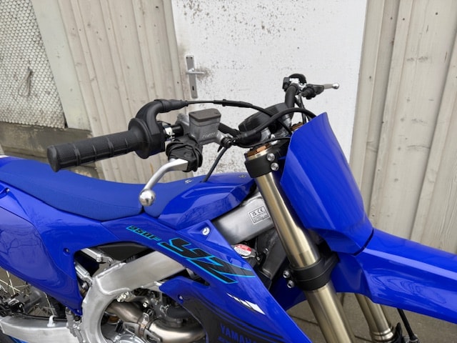 YAMAHA YZF250 2024-image-11