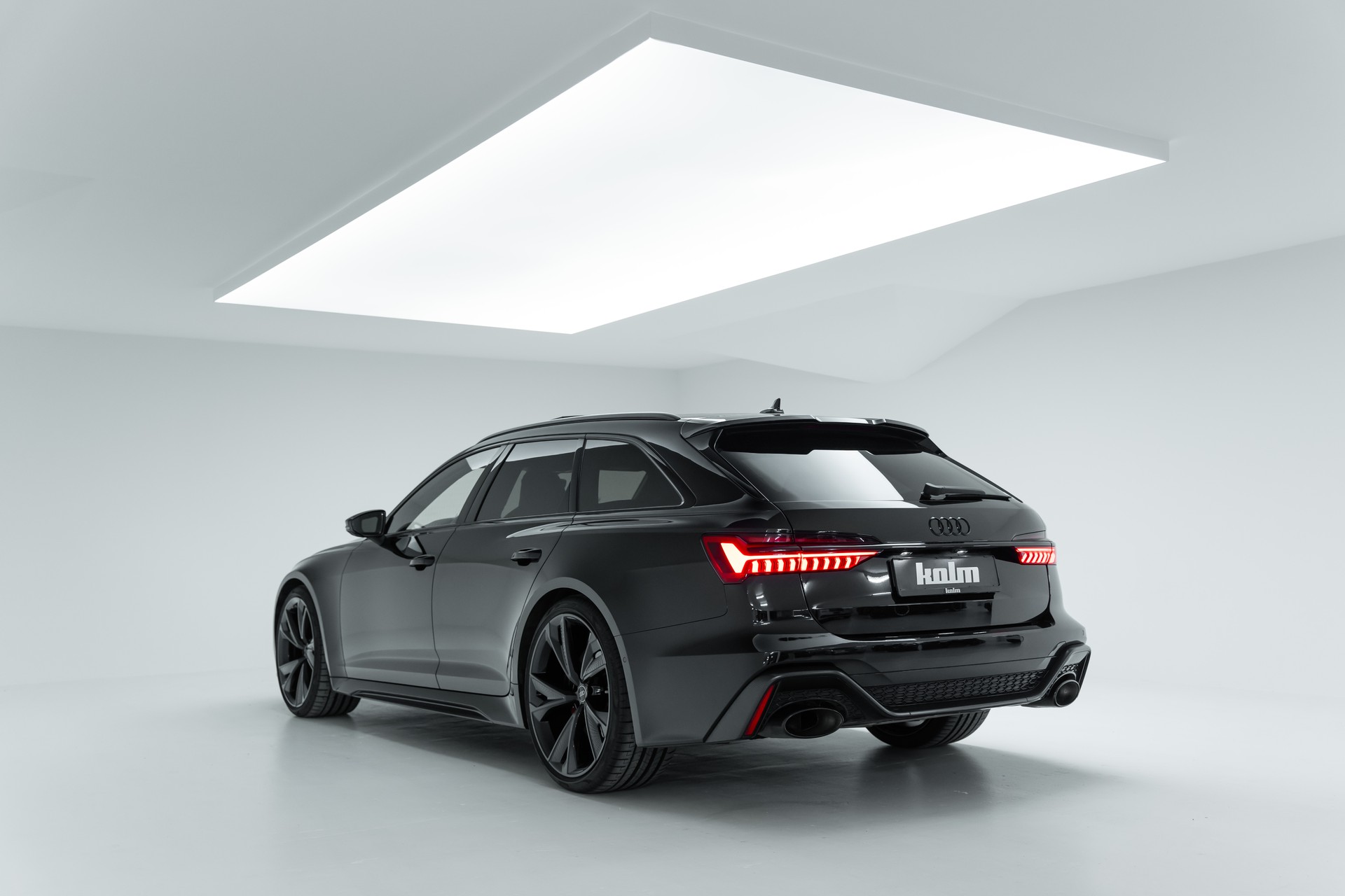 AUDI RS6 Avant 4.0 TFSI V8 Performance quattro-image-5