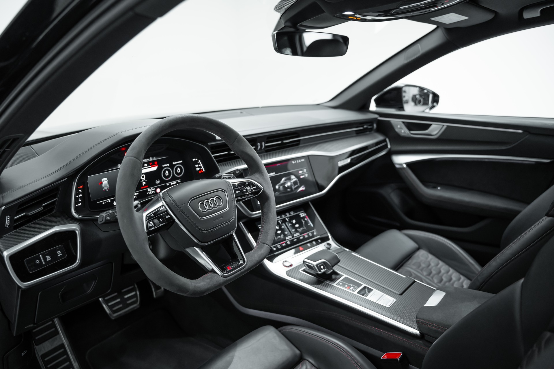 AUDI RS6 Avant 4.0 TFSI V8 Performance quattro-image-9