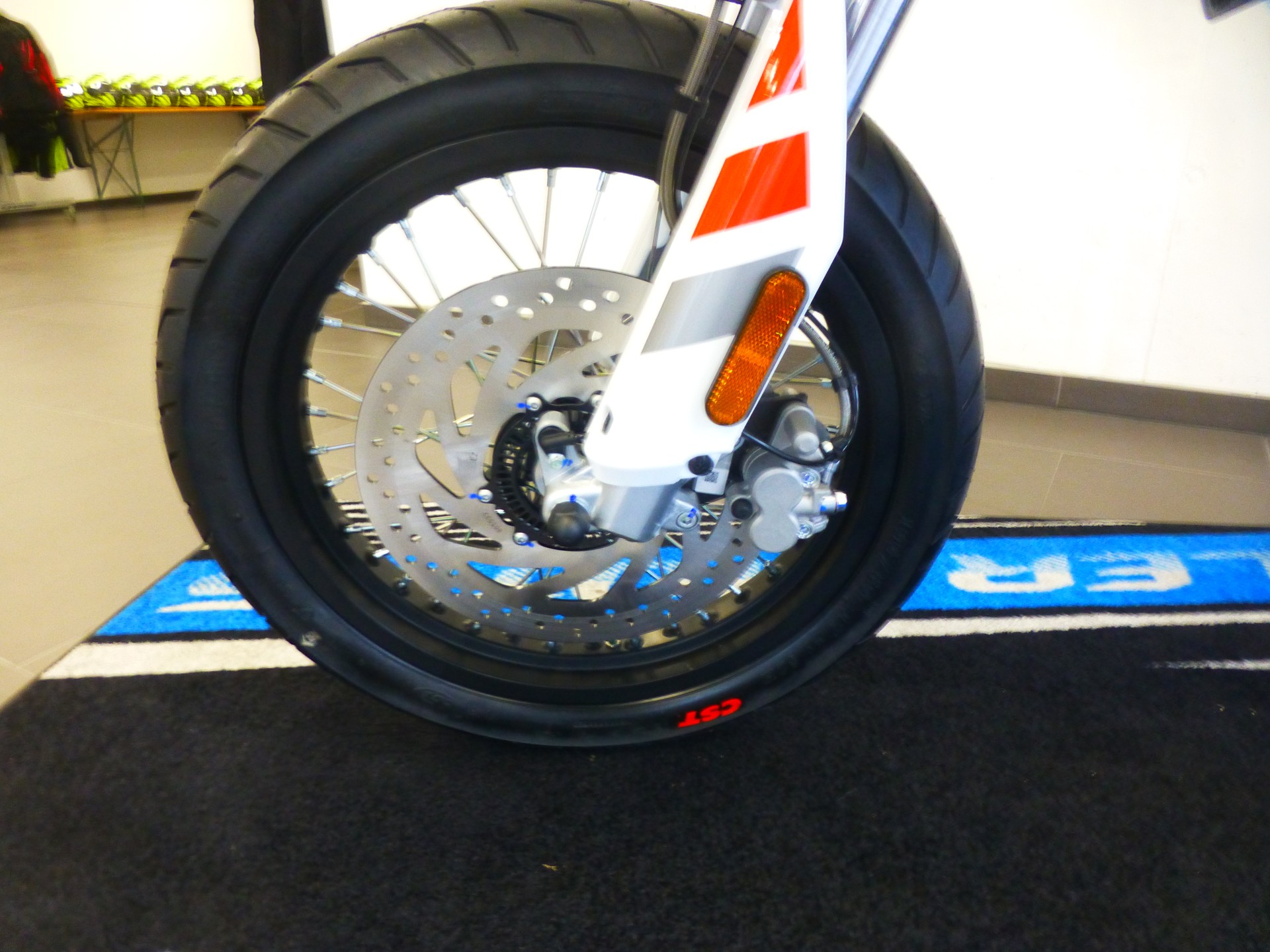 APRILIA SX 125 E5+-image-10