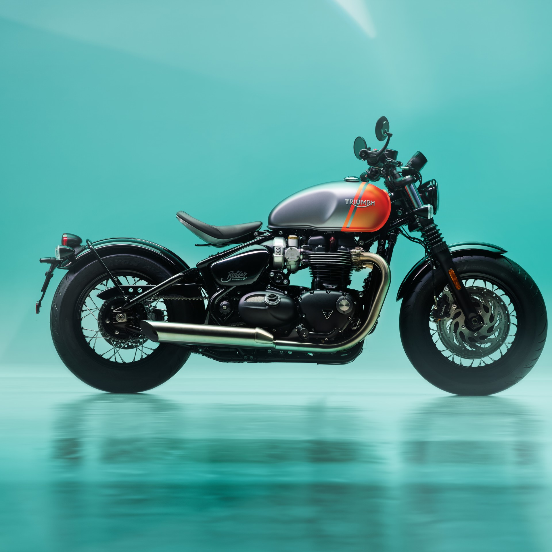 TRIUMPH Bonneville 1200 Bobber-image-0