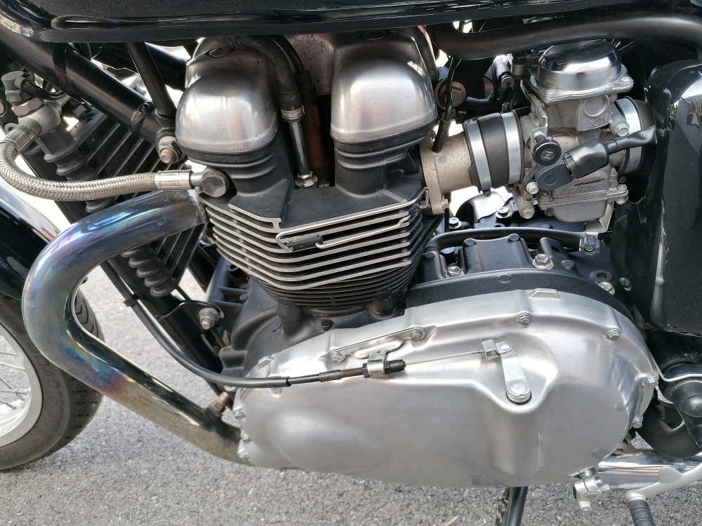 TRIUMPH Thruxton 900 i-image-8
