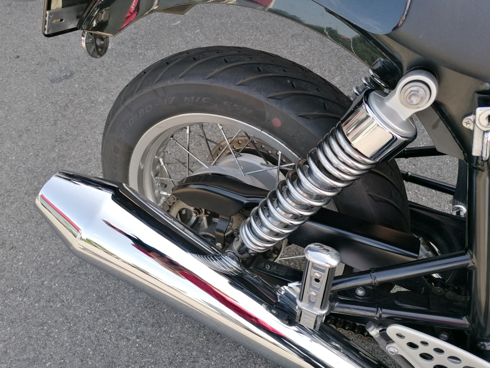 TRIUMPH Thruxton 900 i-image-10
