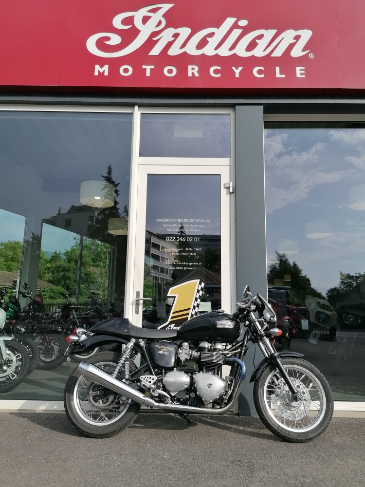 TRIUMPH Thruxton 900 i-image-2