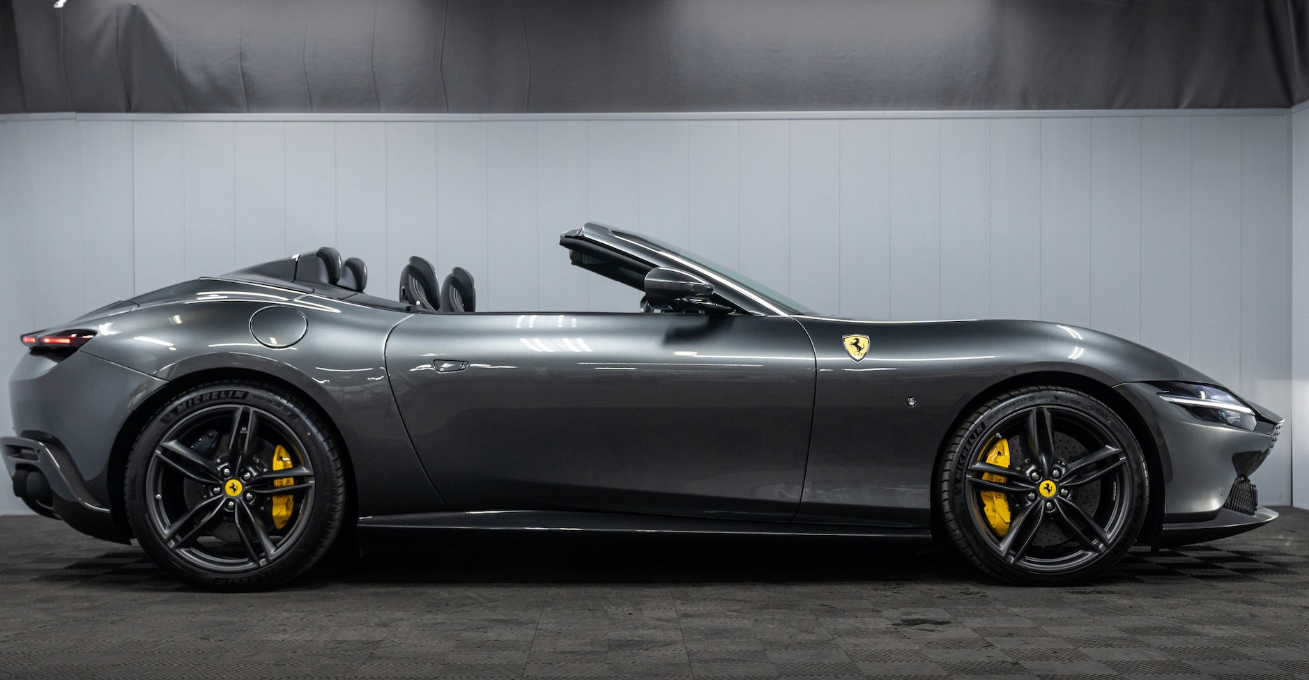 FERRARI Roma 3.9 V8 T