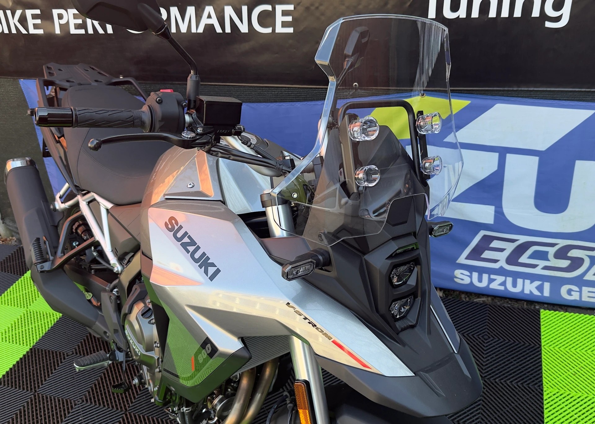 SUZUKI DL 800-image-9