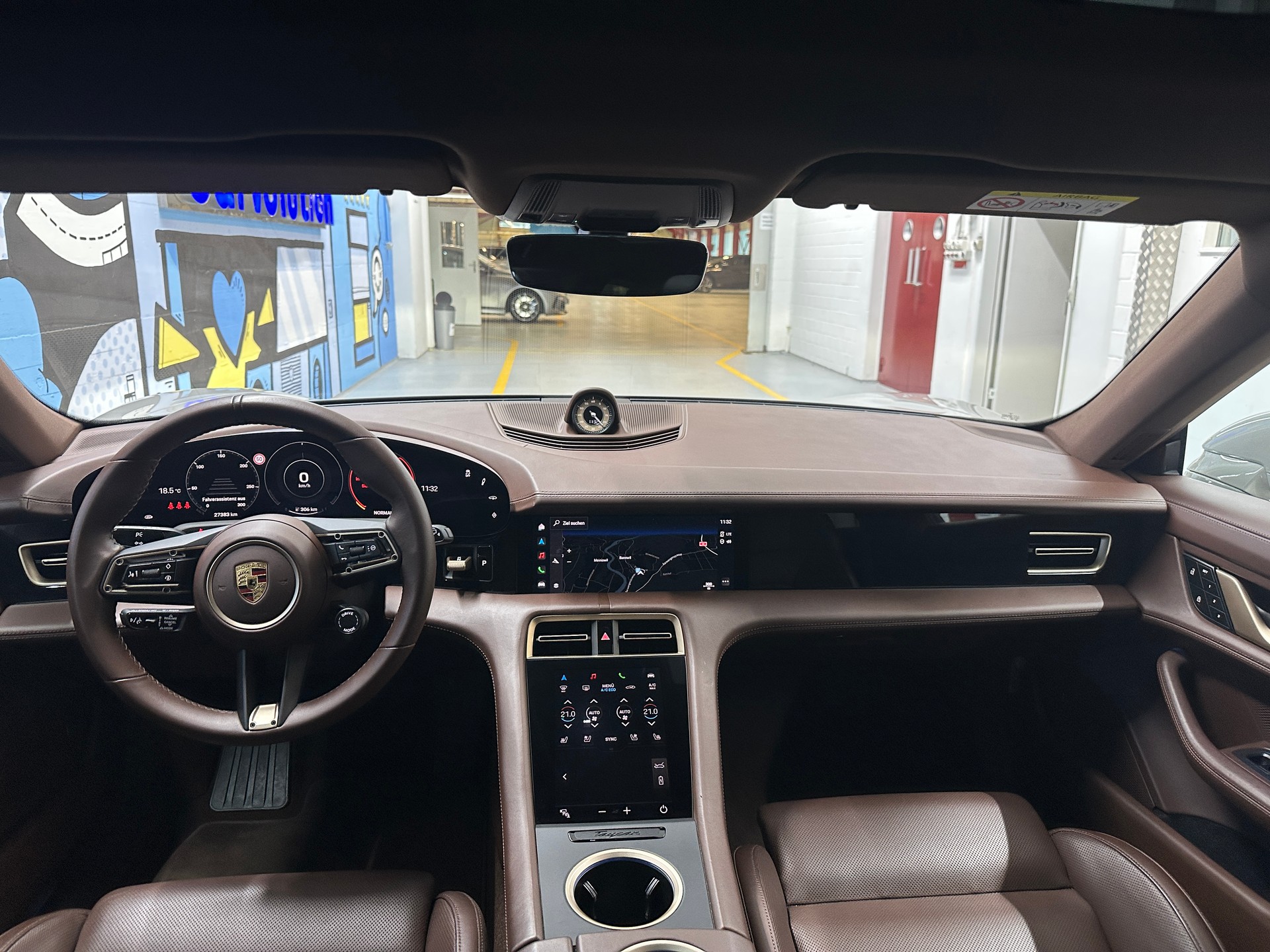 PORSCHE Taycan 4S-image-9