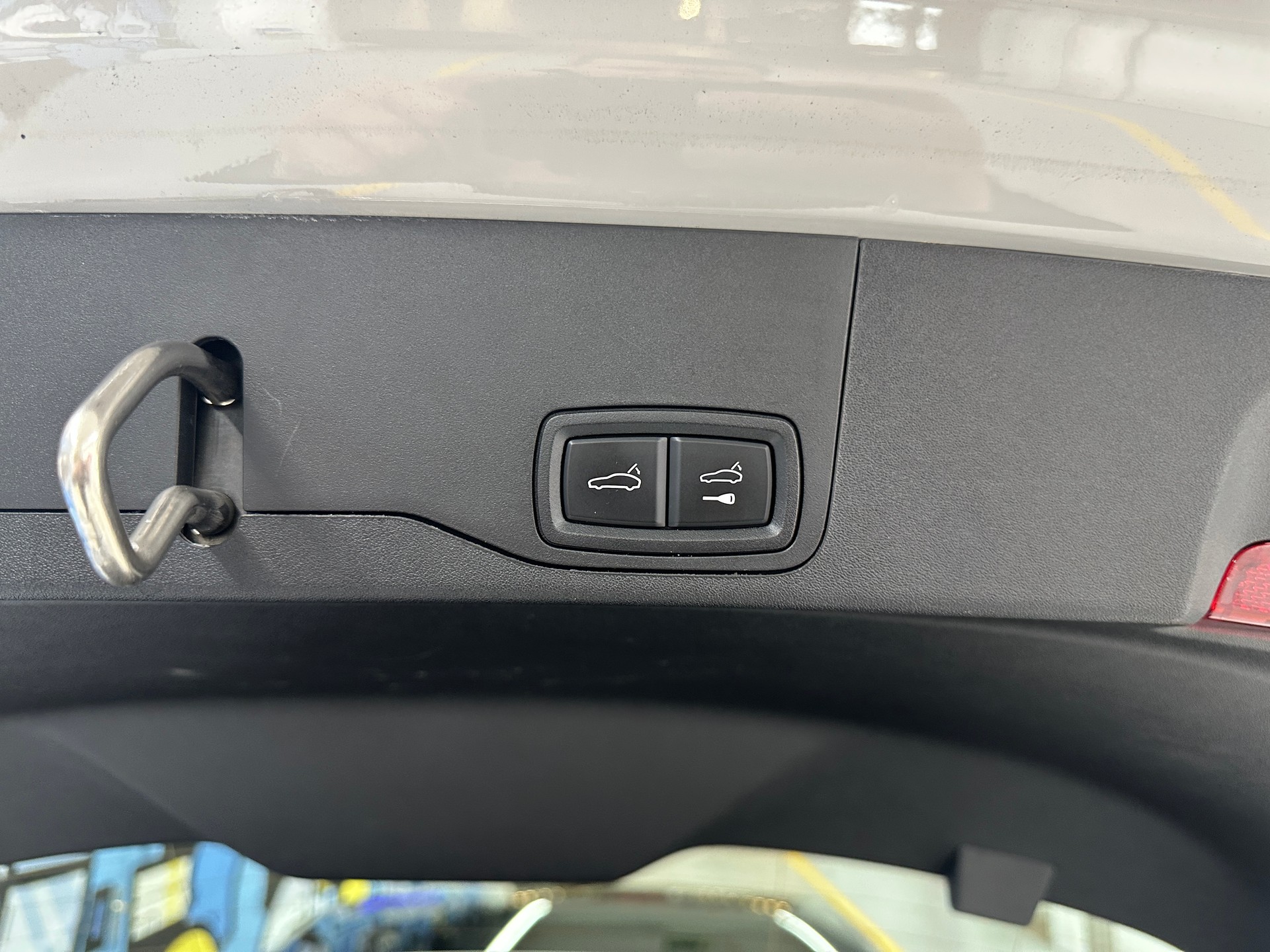 PORSCHE Taycan 4S-image-15