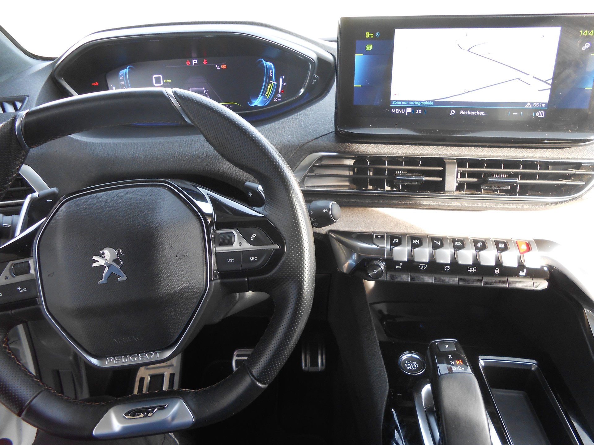 PEUGEOT 3008 1.6 Plug-in Hybrid4 GT Pack-image-13