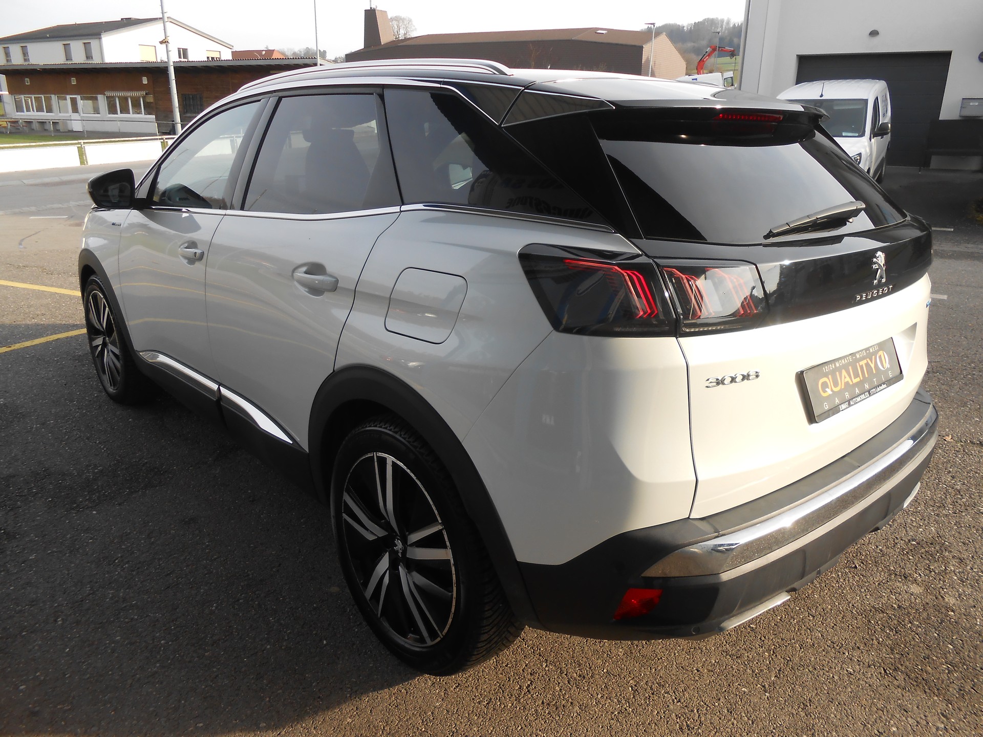 PEUGEOT 3008 1.6 Plug-in Hybrid4 GT Pack-image-7