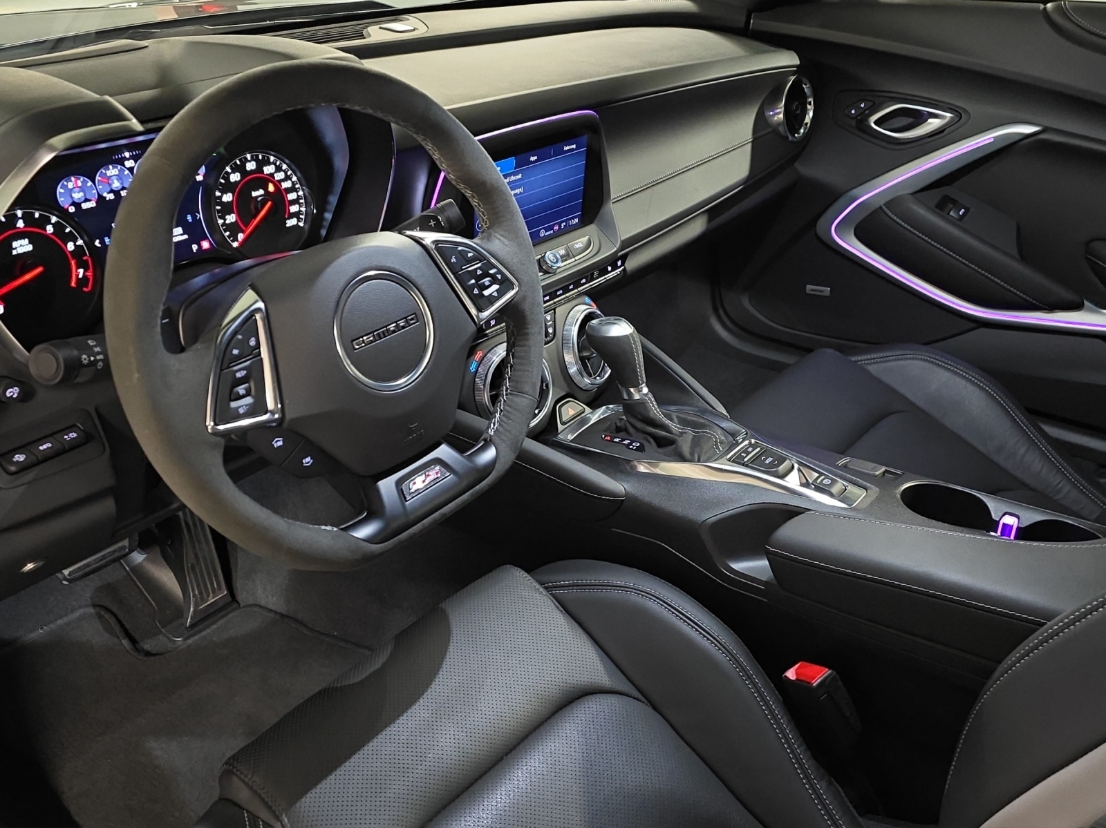 CHEVROLET SS 6.2 V8-image-9