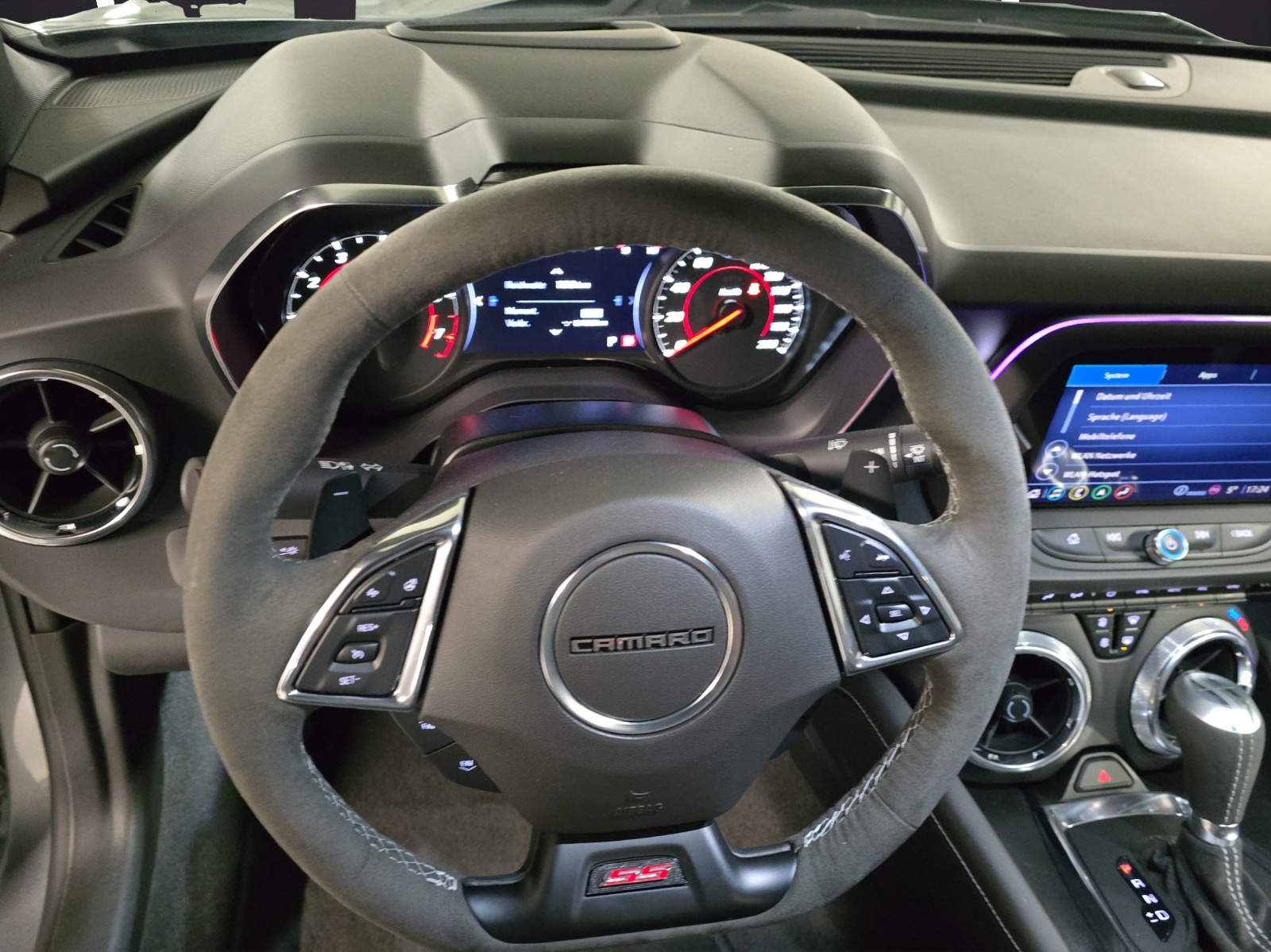 CHEVROLET SS 6.2 V8-image-10