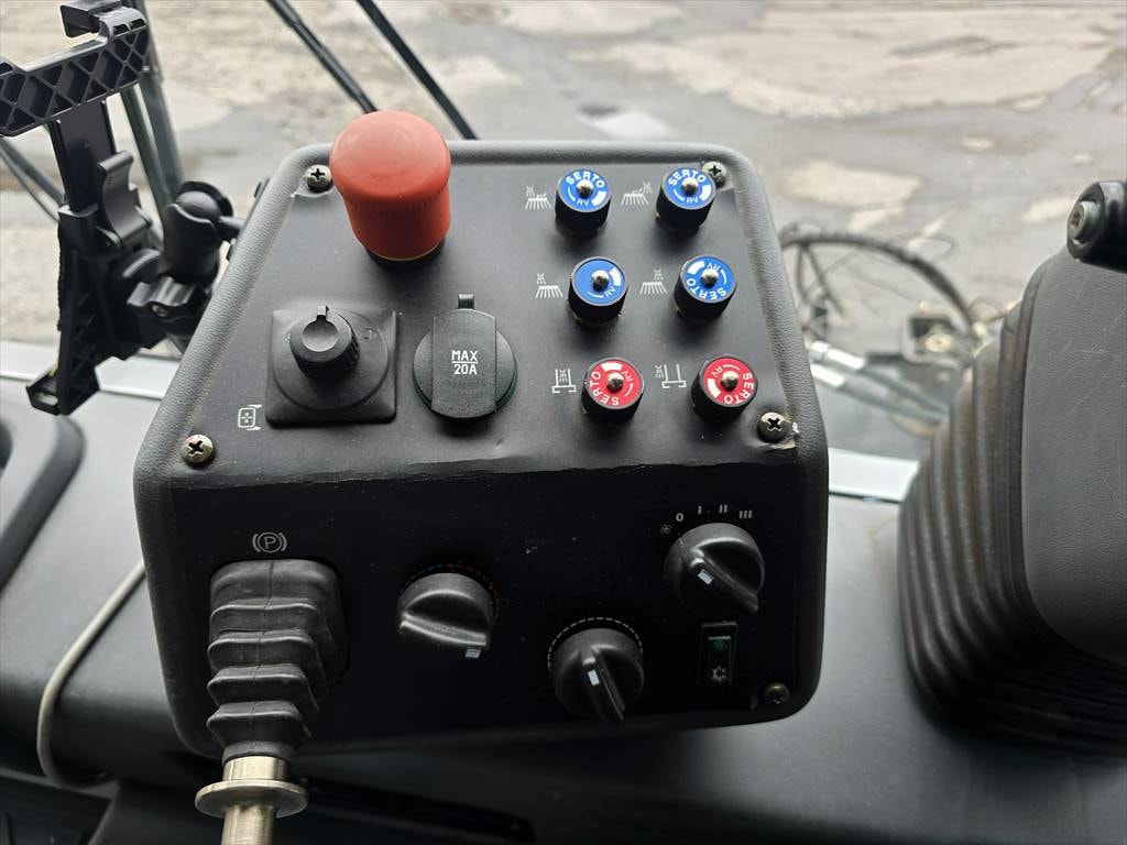 BUCHER CityCat 5006 4.5-image-11