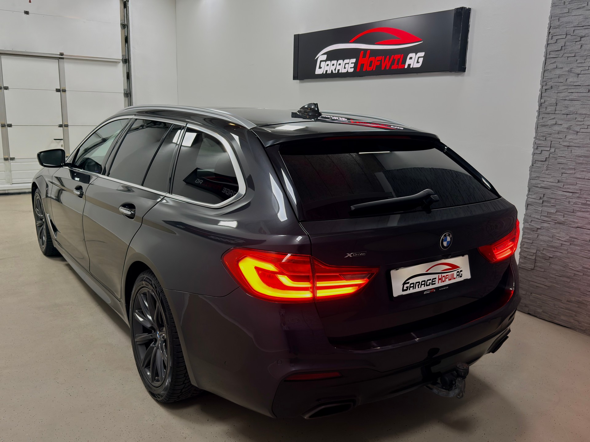 BMW 540d xDrive Touring Steptronic CH - FZG-image-3