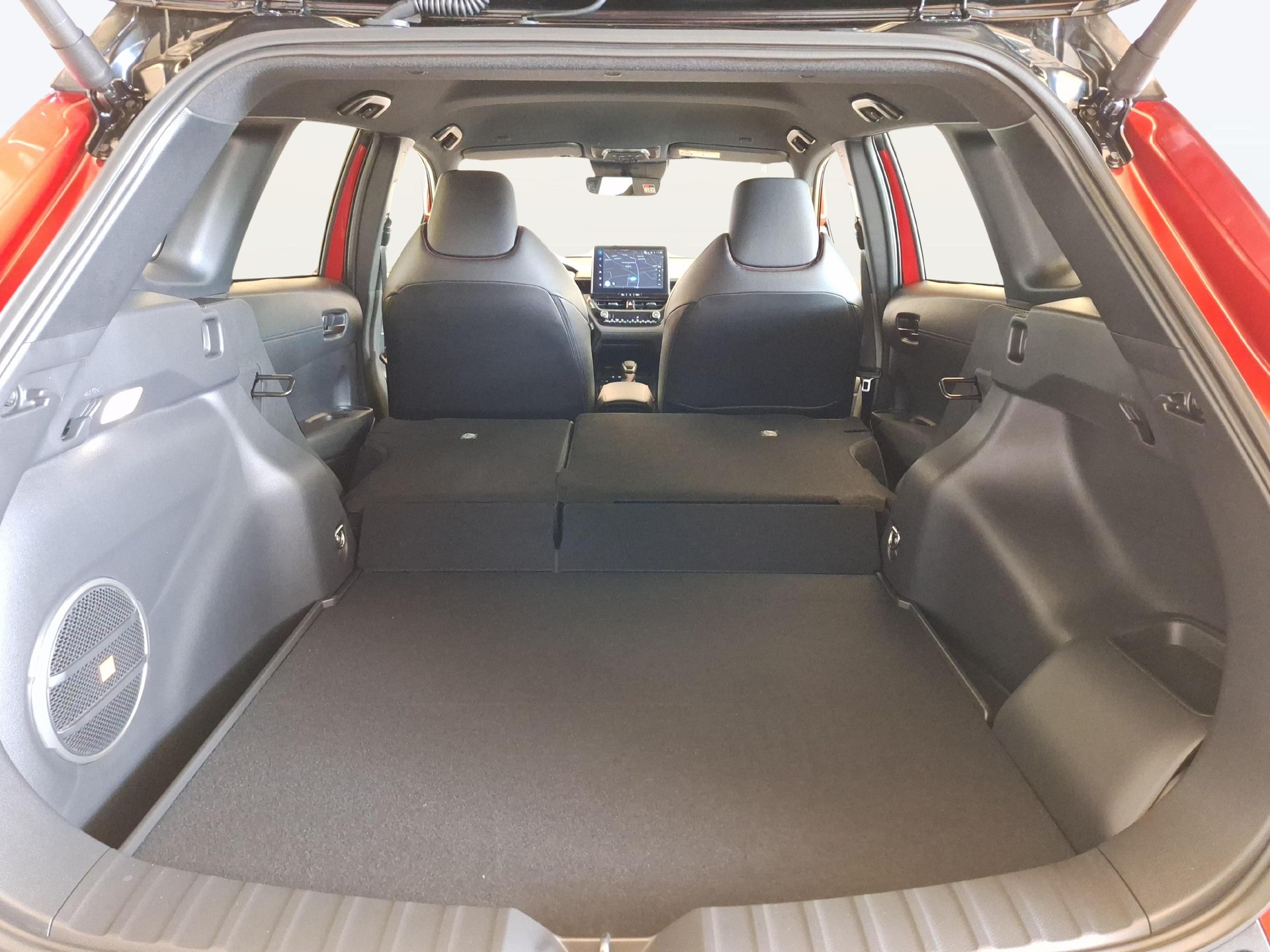 TOYOTA Corolla Cross 2.0 HSD GR Sport AWD-i-image-11