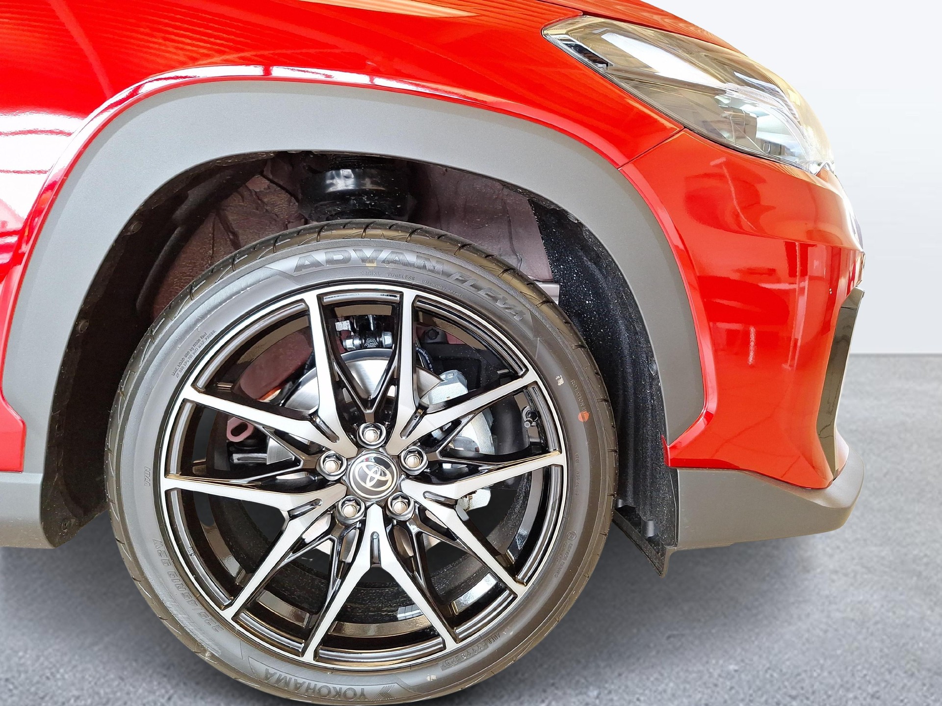 TOYOTA Corolla Cross 2.0 HSD GR Sport AWD-i-image-15