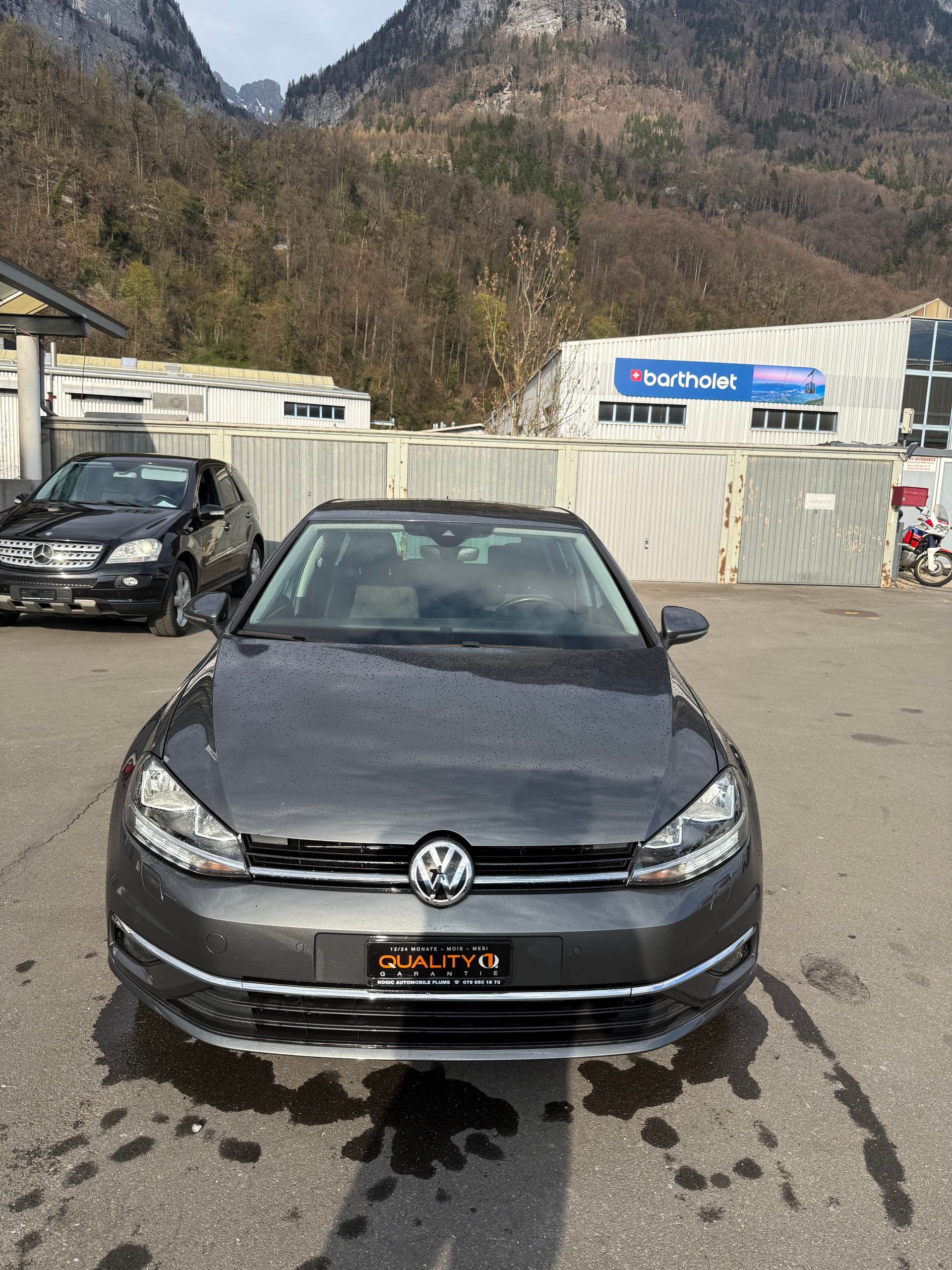 VW Golf 2.0 TDI Highline 4Motion DSG-showroom-element-1