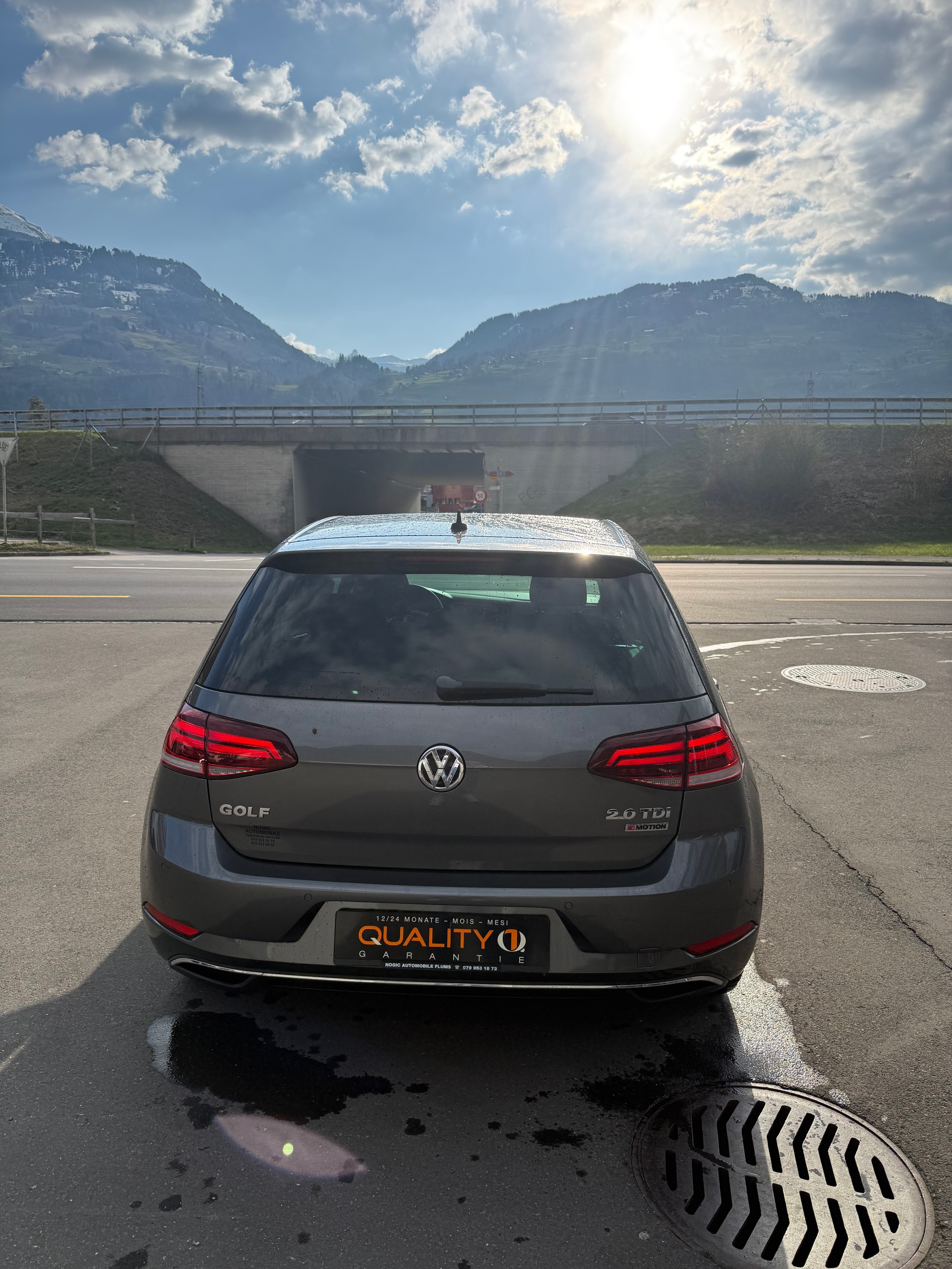 VW Golf 2.0 TDI Highline 4Motion DSG-image-16