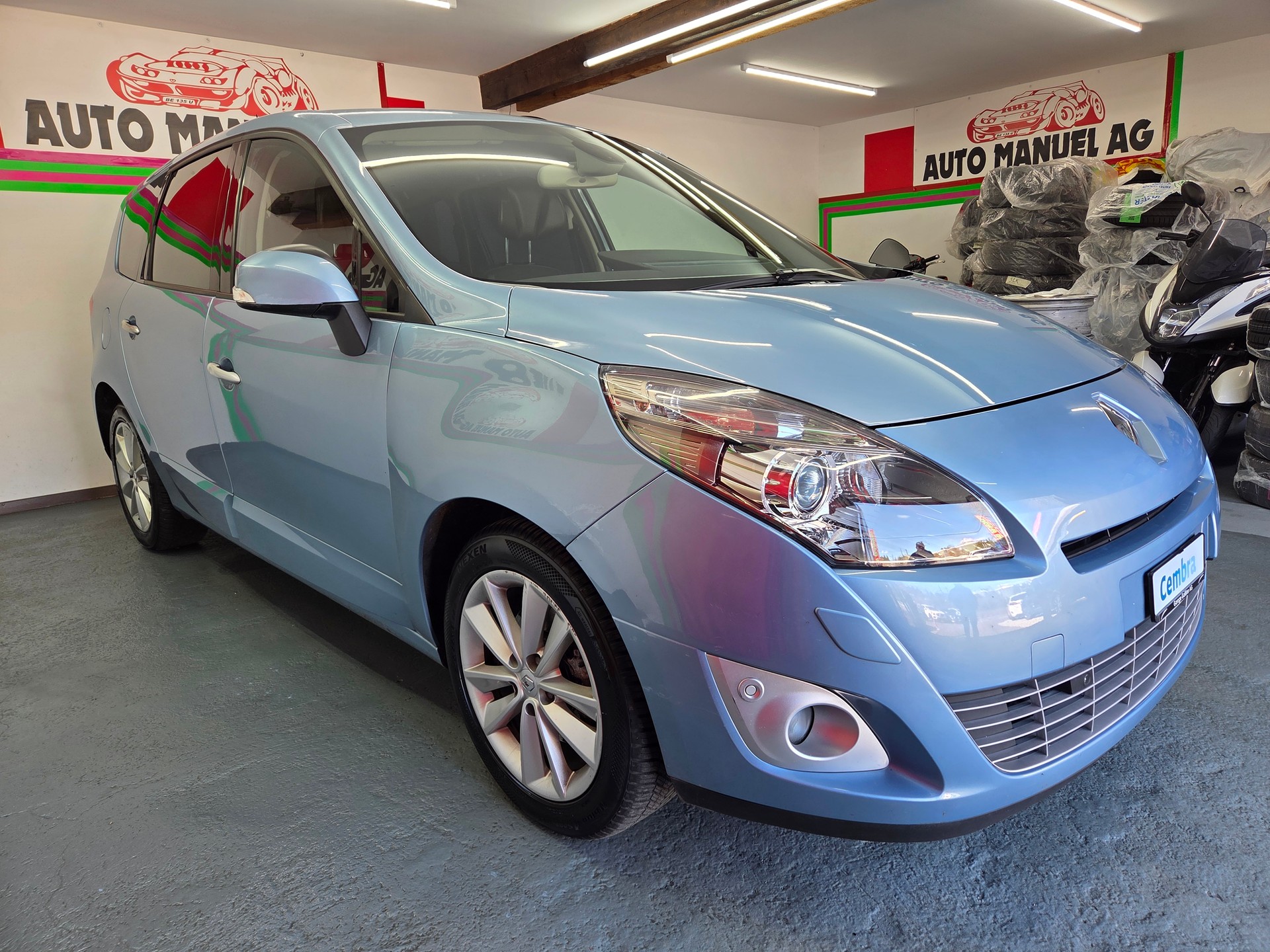 RENAULT Scénic 2.0 16V Privilège X-Tronic CVT-image-1