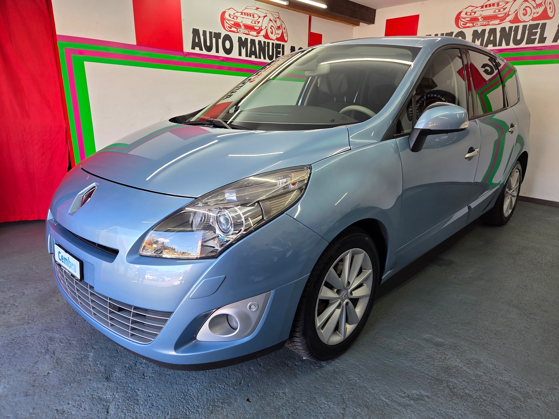 RENAULT Scénic 2.0 16V Privilège X-Tronic CVT-image-2