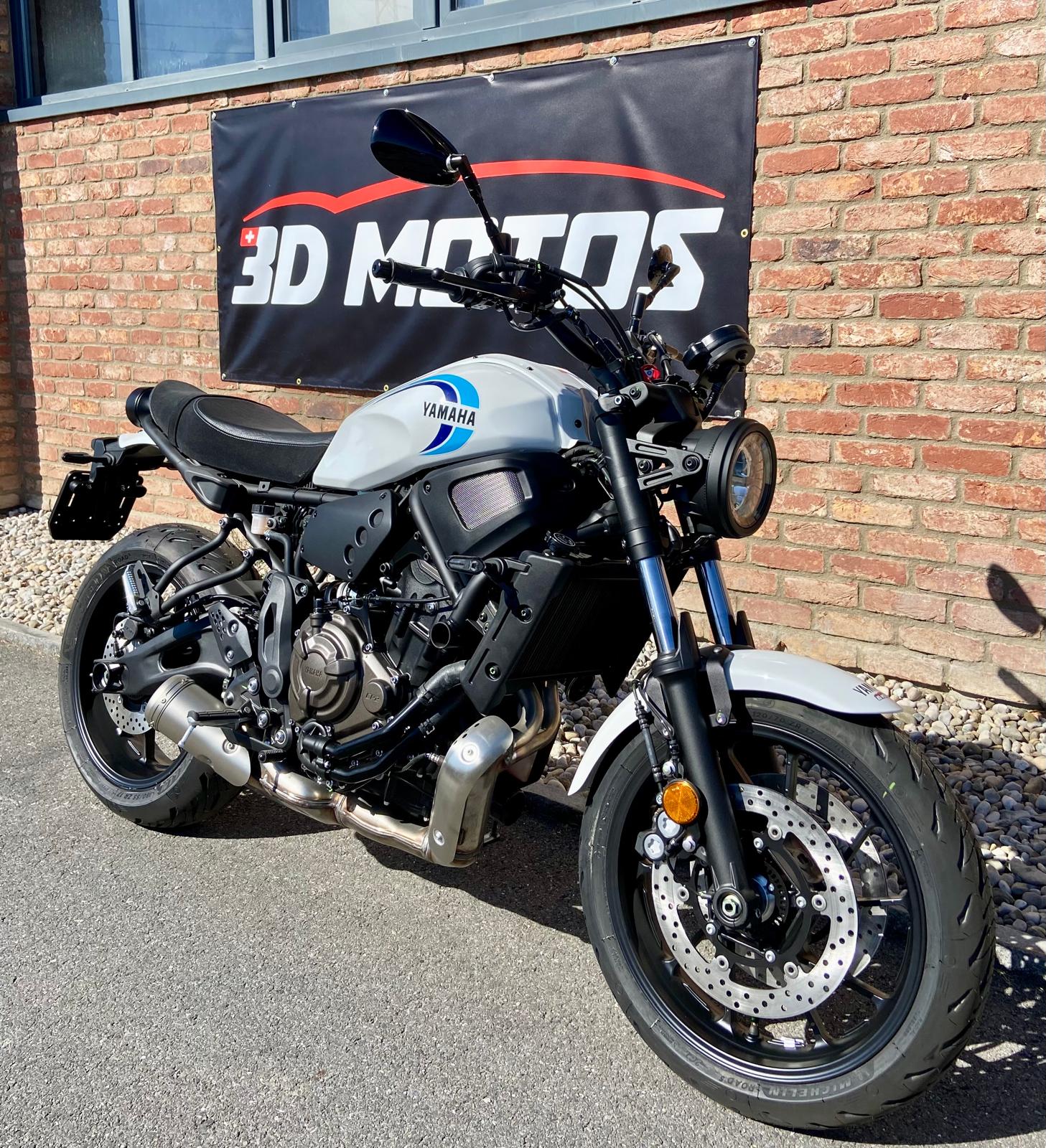 YAMAHA XSR 700-image-2