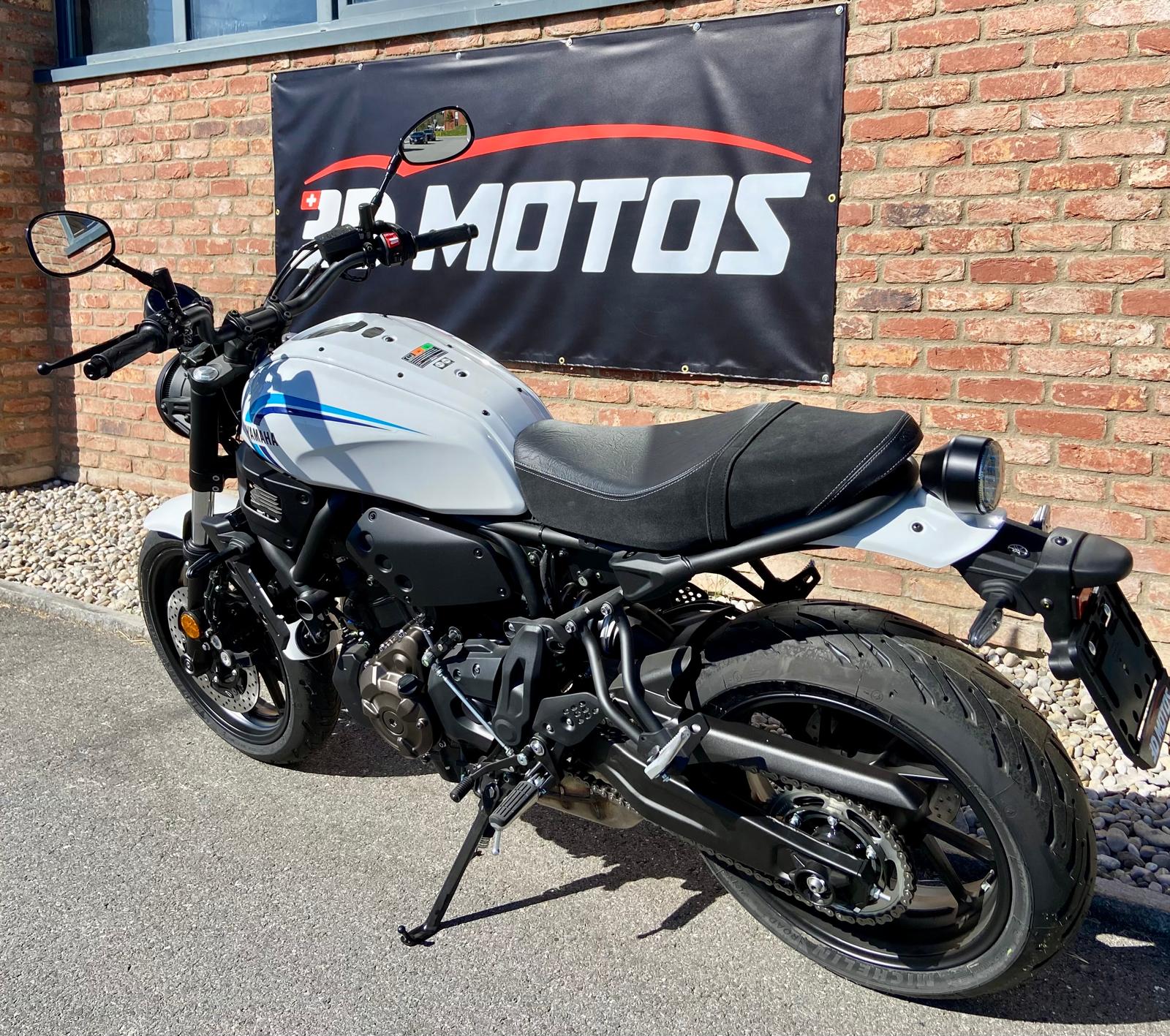 YAMAHA XSR 700-image-4