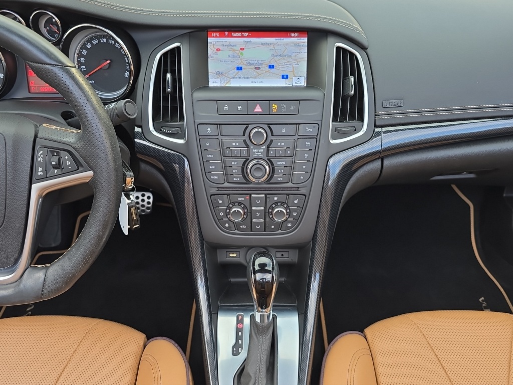 OPEL Cascada 1.6 T eTEC Cosmo-image-14