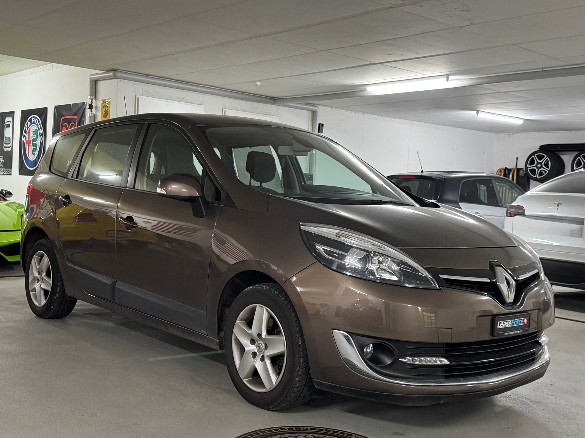 RENAULT Grand Scénic 1.2 16V Turbo Dynamique-image-2