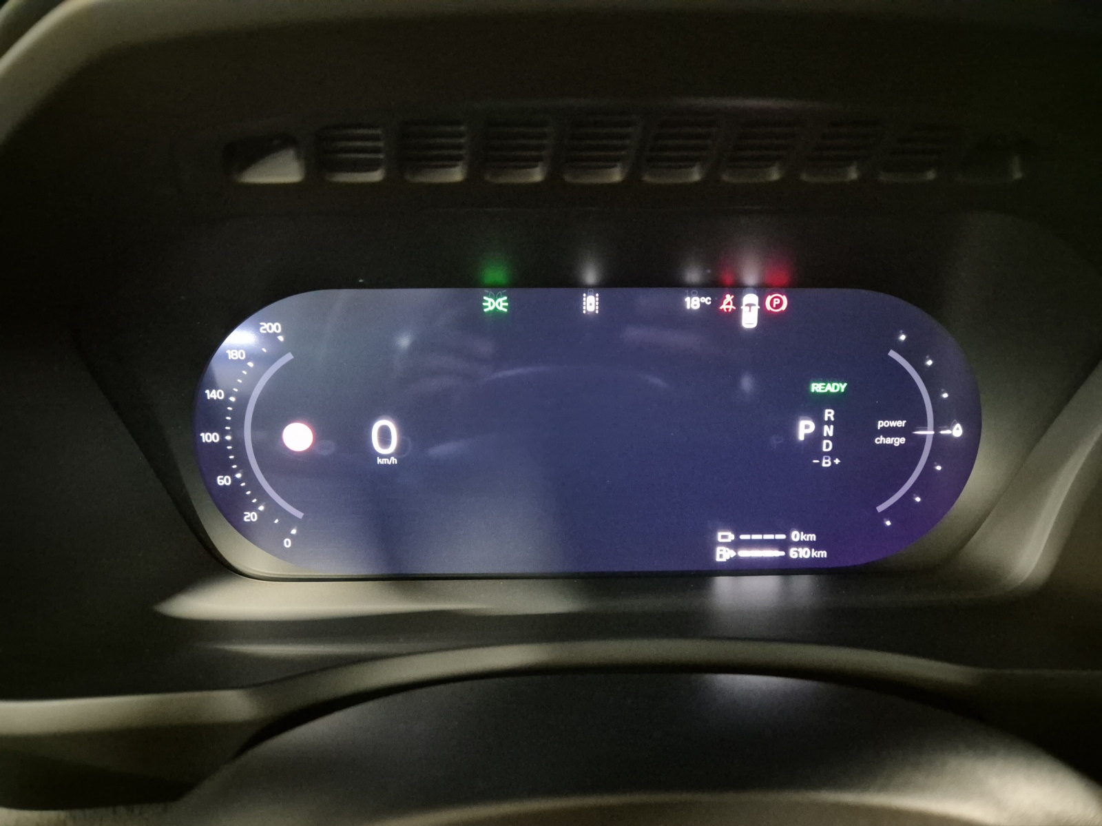 VOLVO XC90 2.0 T8 TE Plus Dark eAWD-image-14