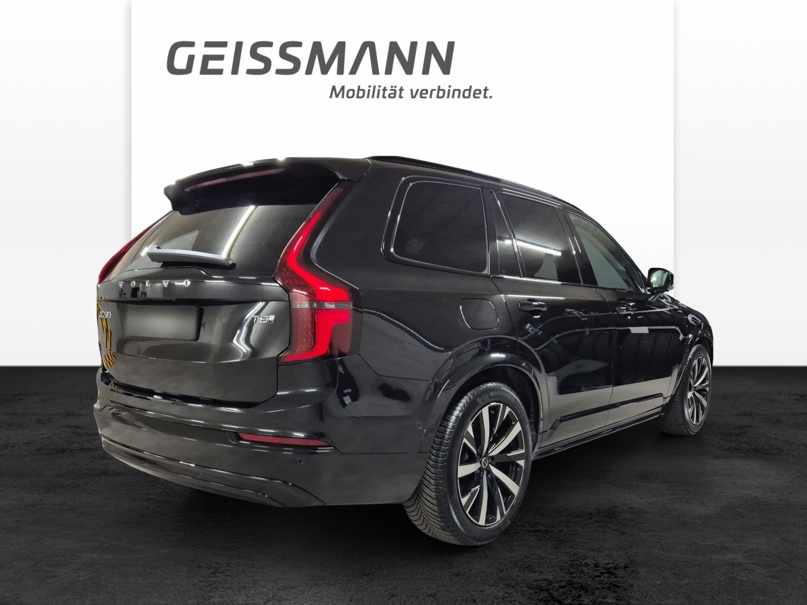 VOLVO XC90 2.0 T8 TE Plus Dark eAWD-image-4