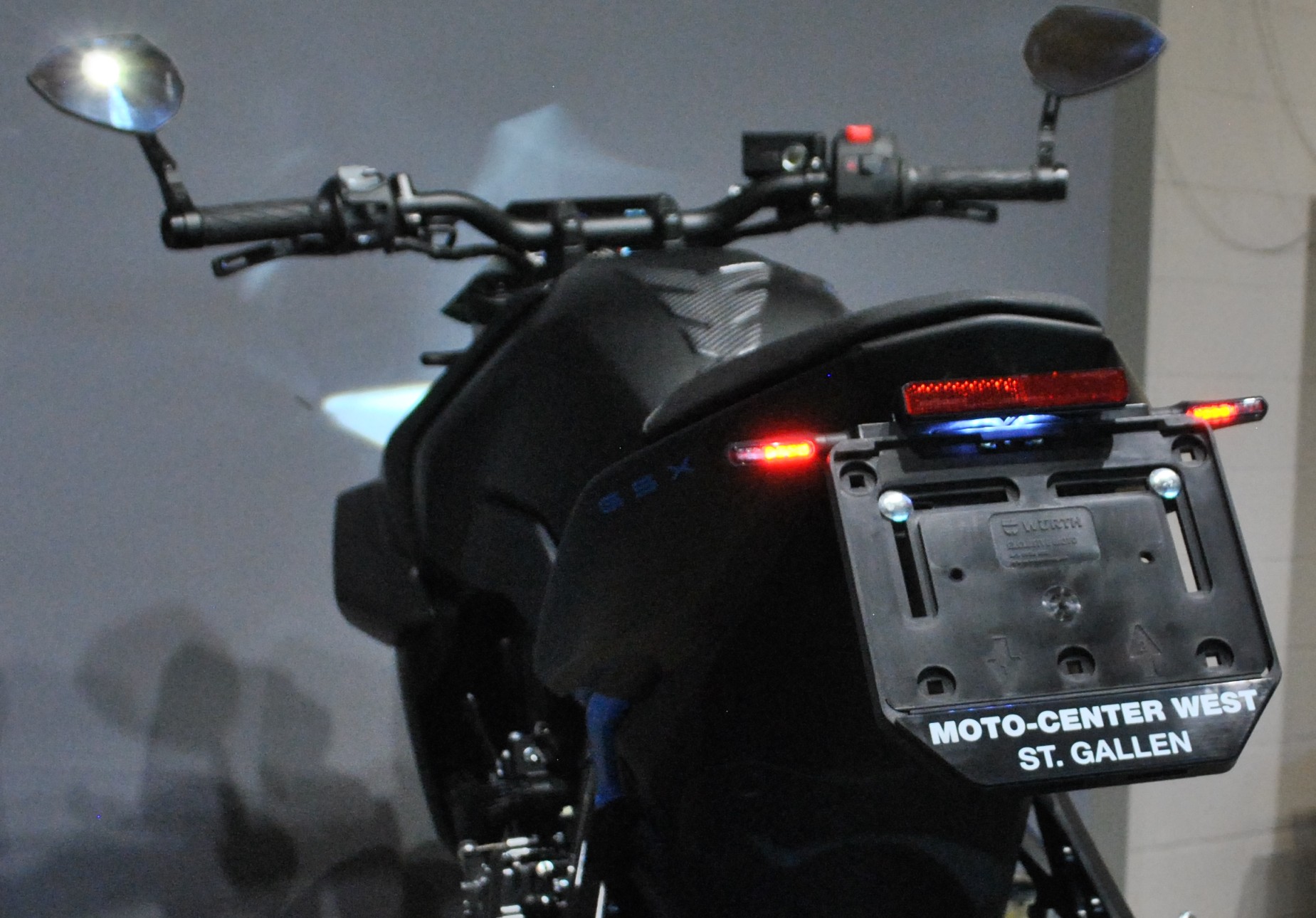 SUZUKI GSX 8 S (35kW)-image-7
