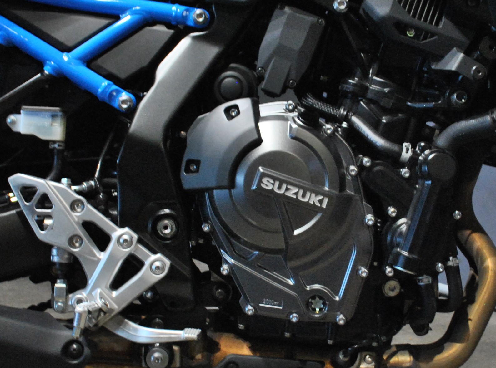 SUZUKI GSX 8 S (35kW)-image-8