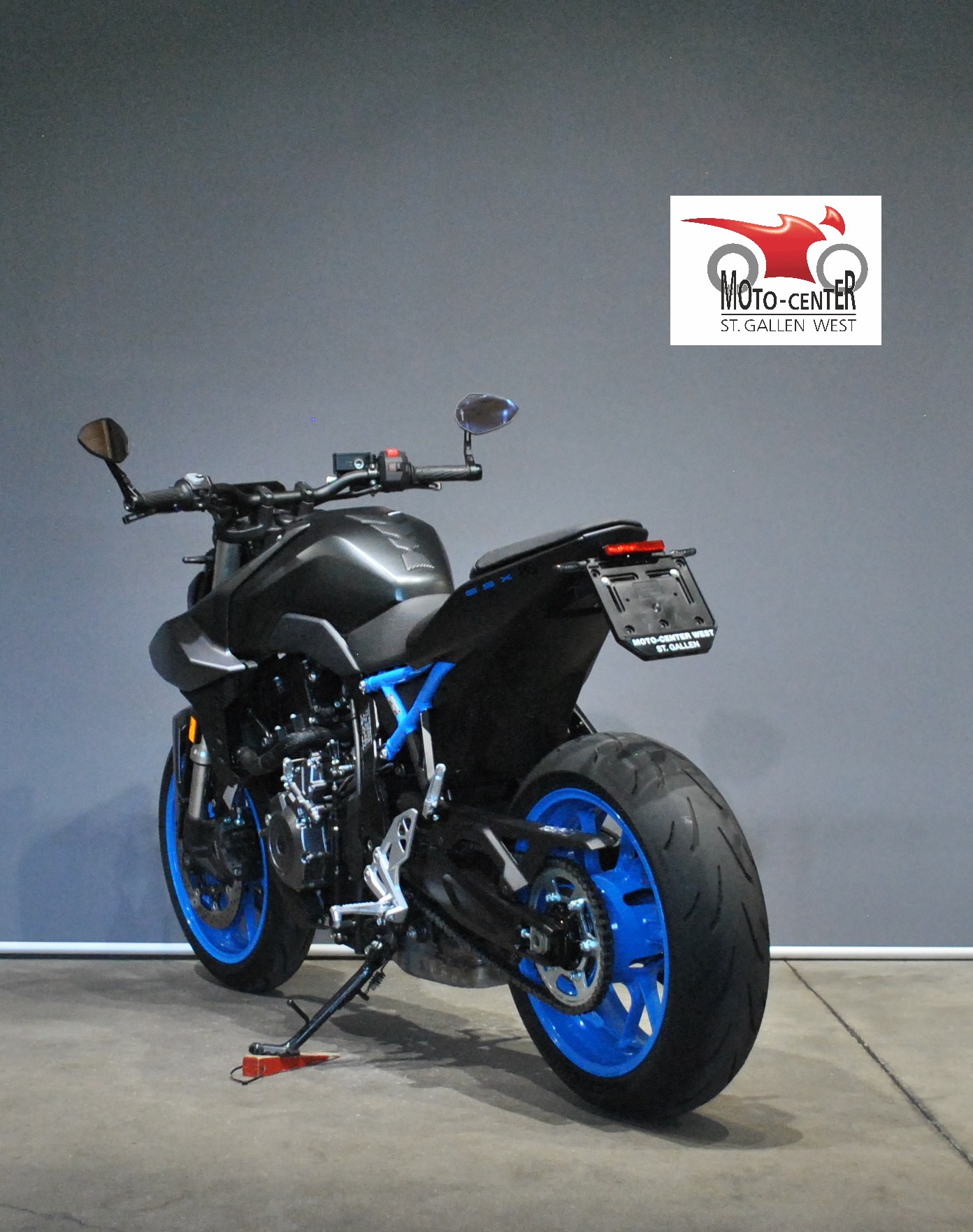 SUZUKI GSX 8 S (35kW)-showroom-element-3