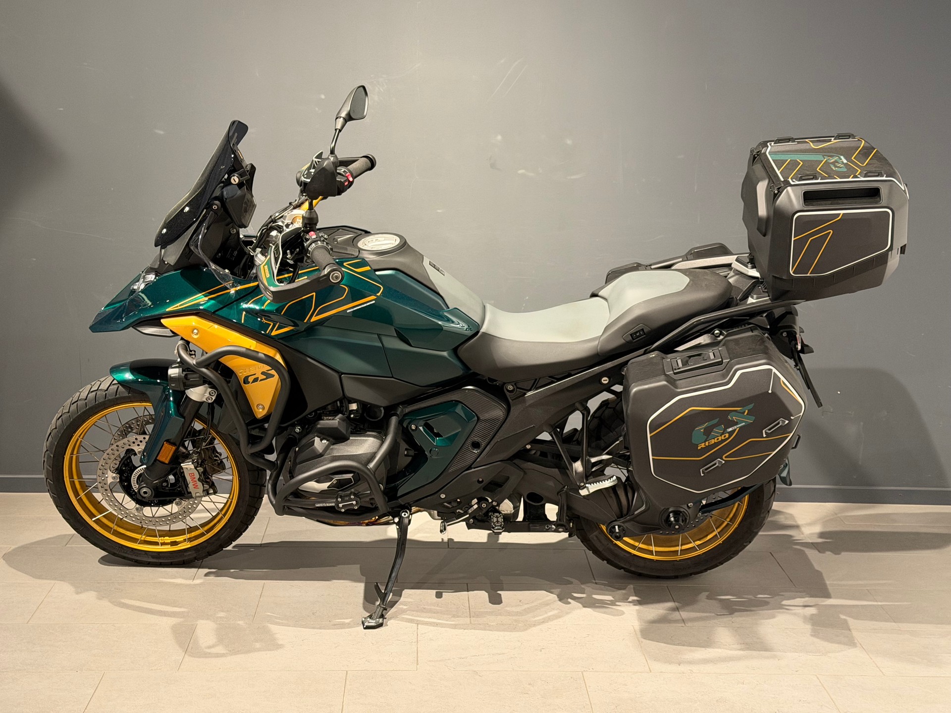 BMW R 1300 GS-image-3