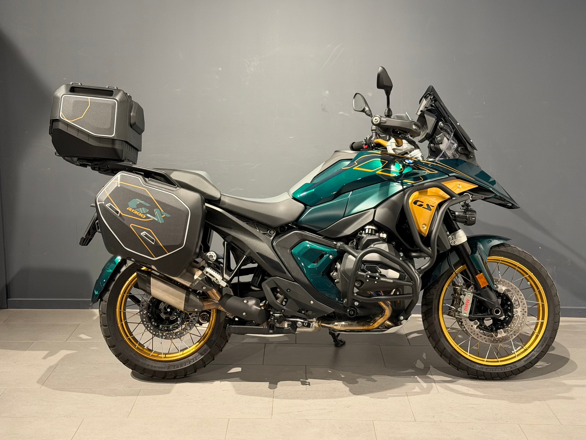 BMW R 1300 GS-image-0