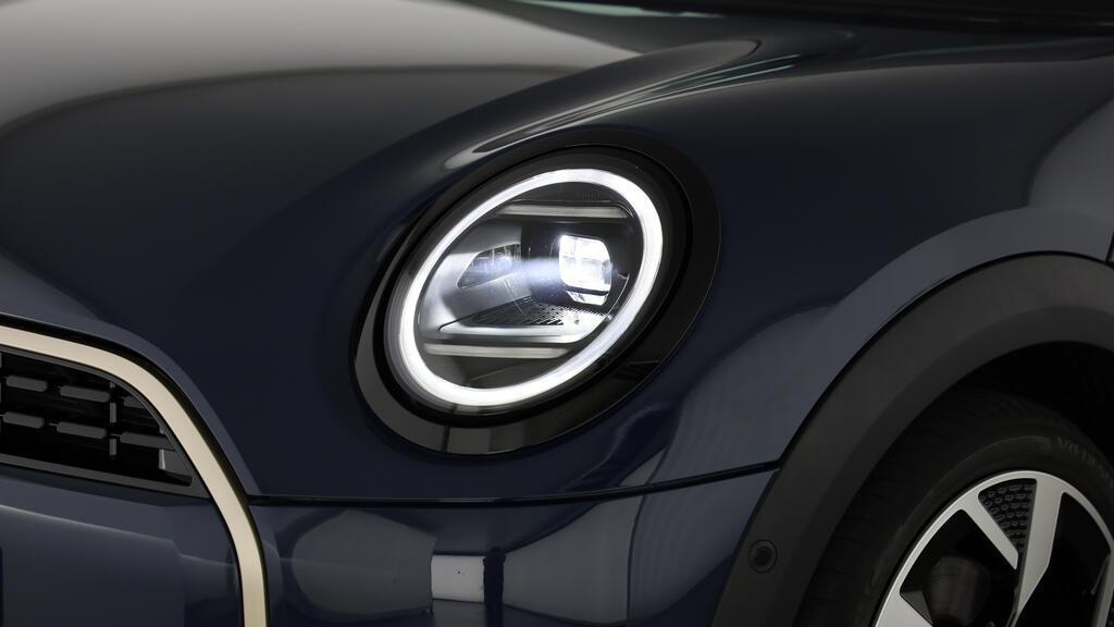 MINI Cooper 5 door C-image-15