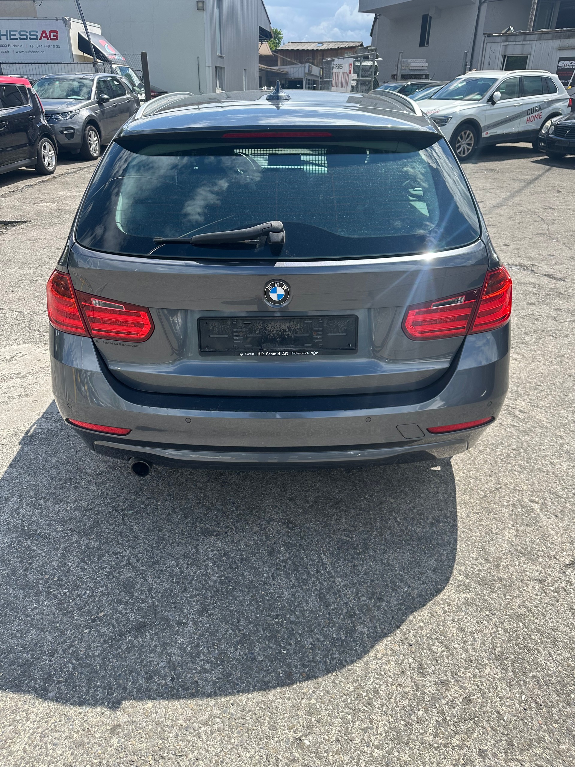 BMW 320d xDrive Touring Sport Line-image-5
