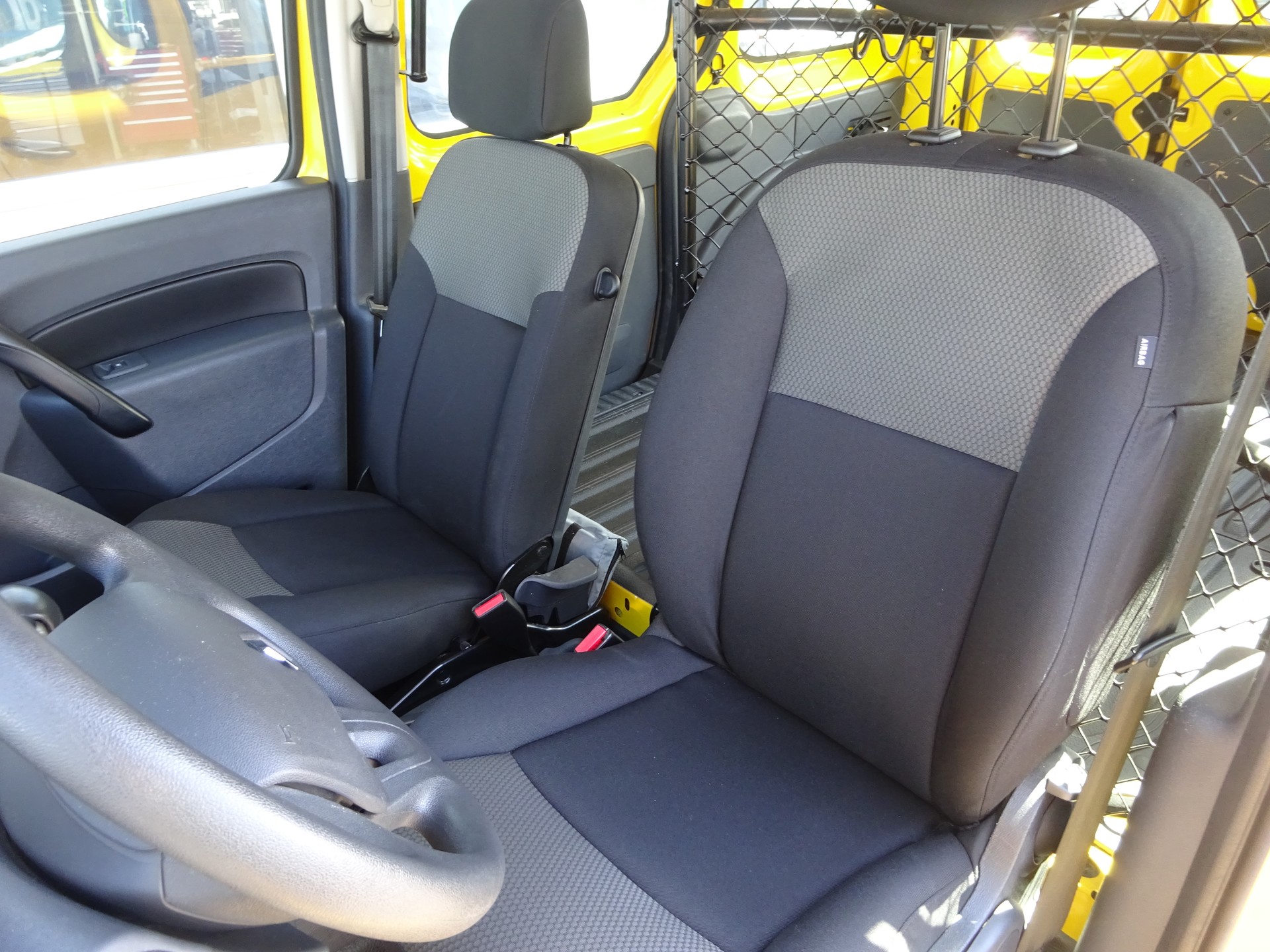 RENAULT Kangoo Z.E. 33 R60 Access 2 Plätze-image-6