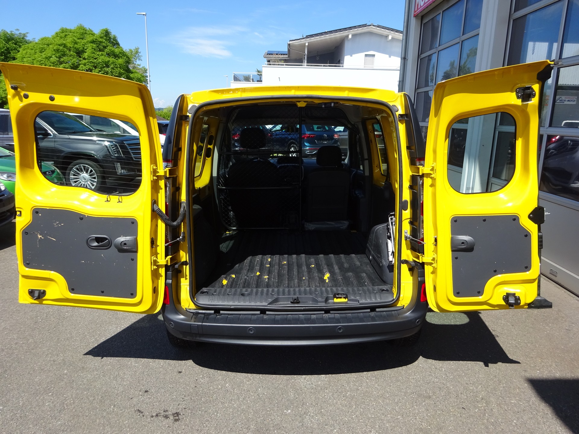 RENAULT Kangoo Z.E. 33 R60 Access 2 Plätze-image-12